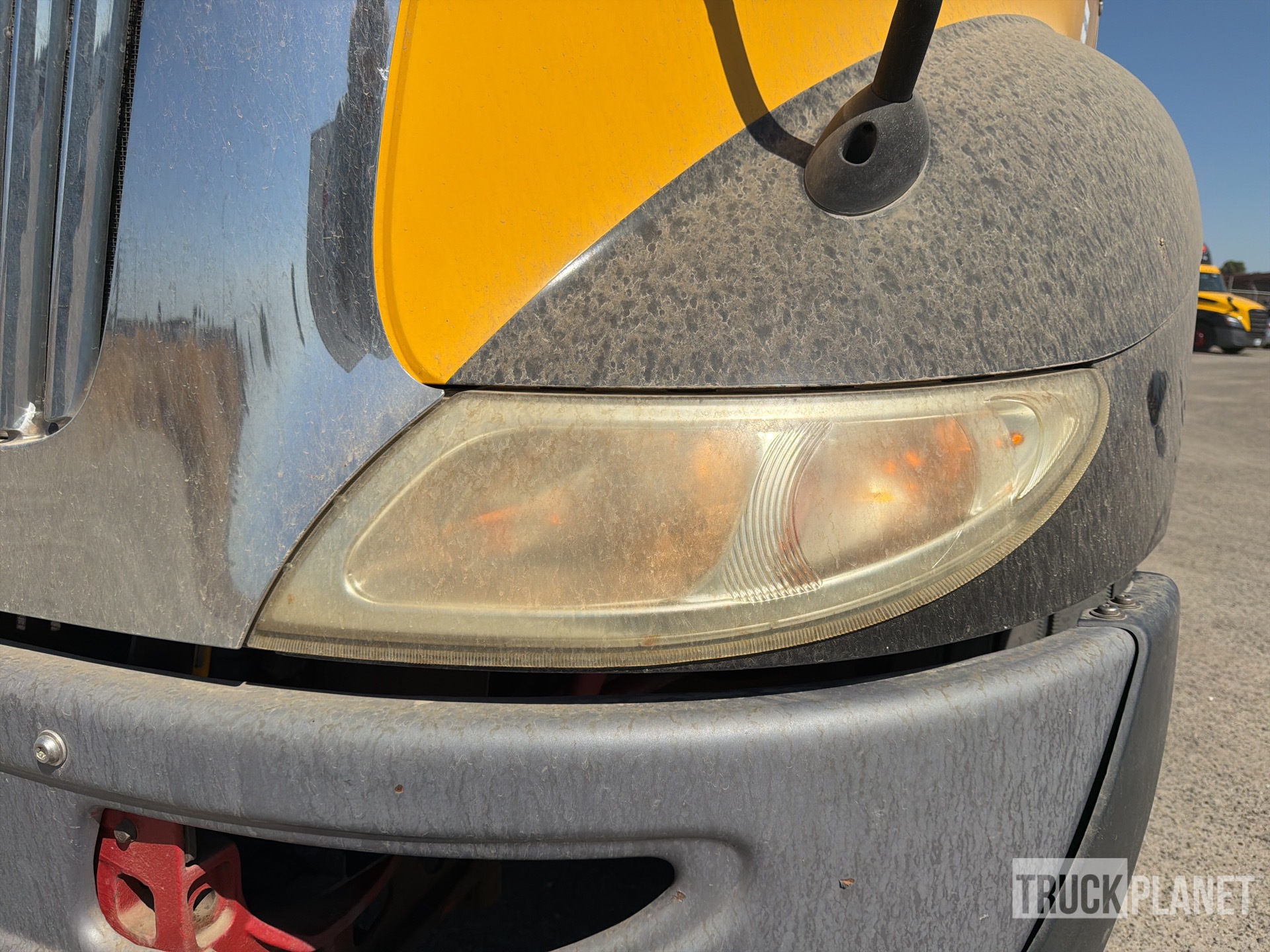 2013 International 8600
