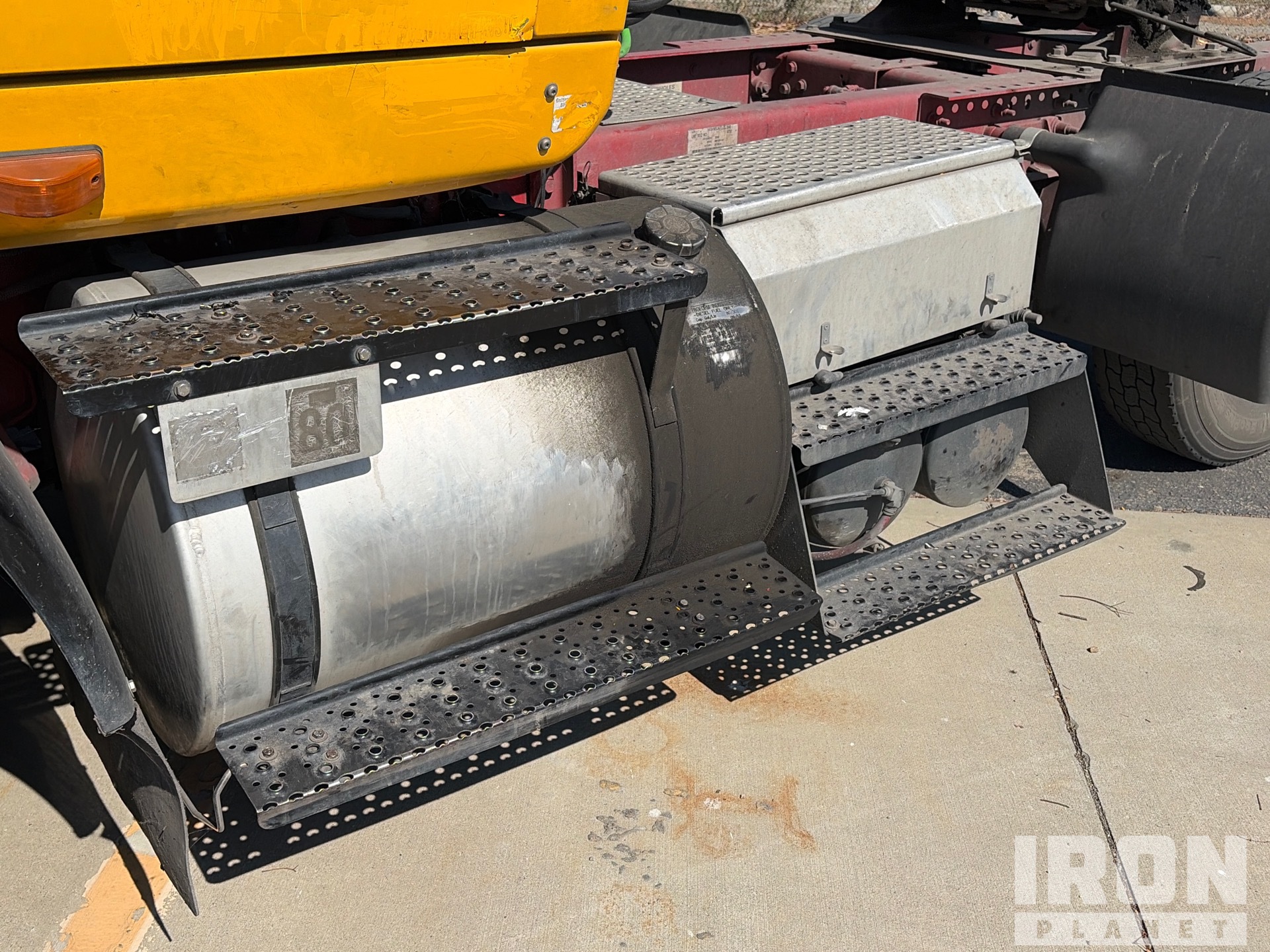 2013 International 8600