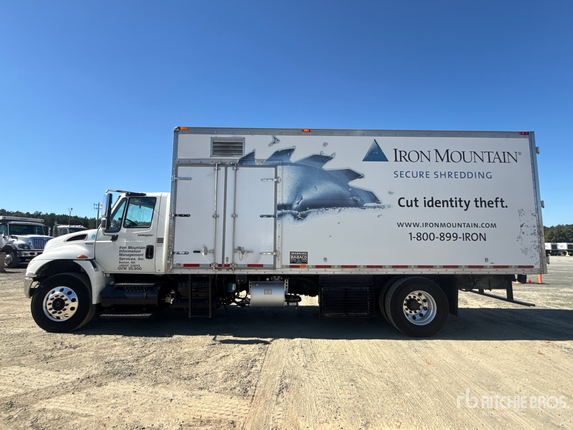 2009 International 4400