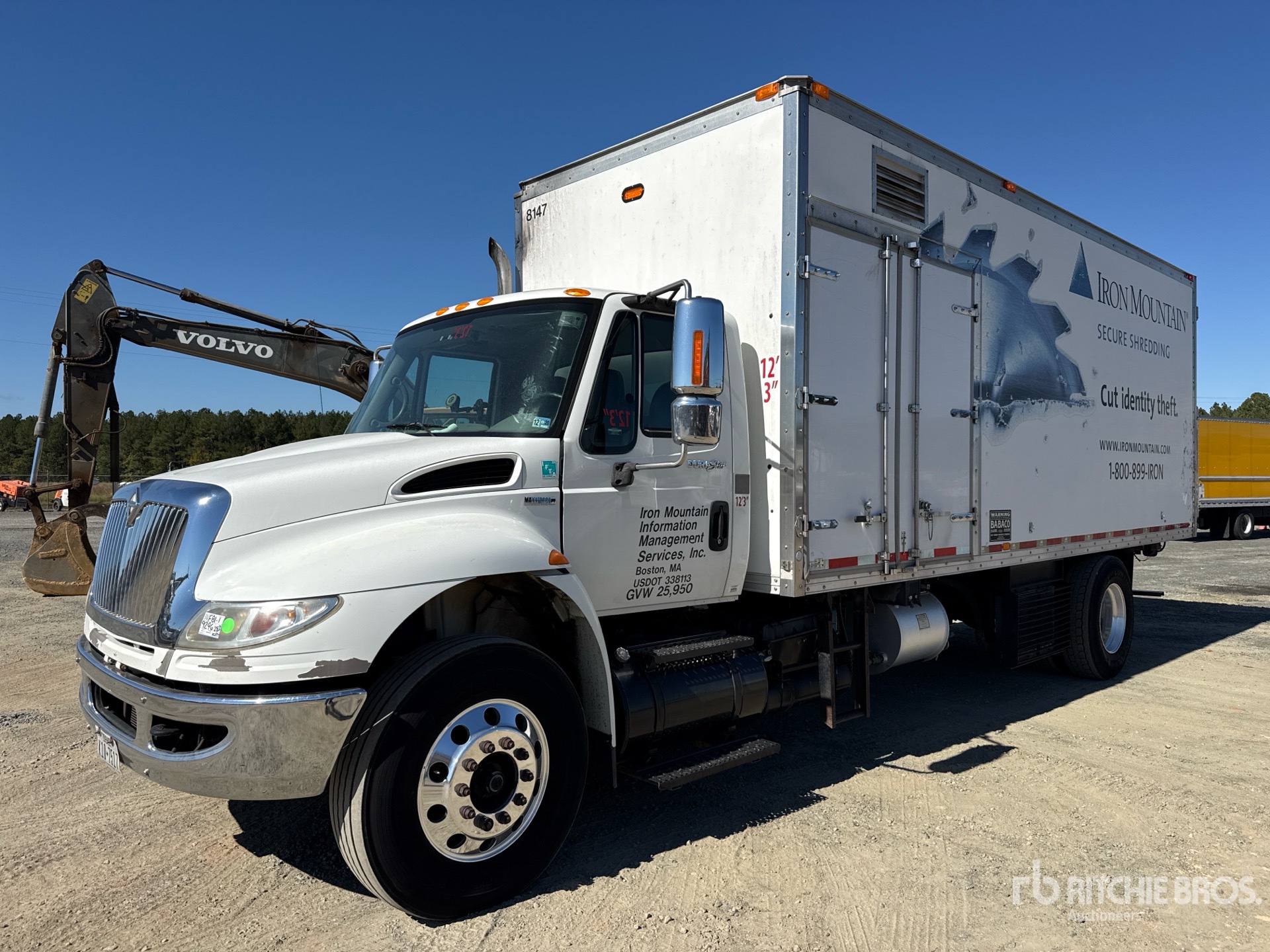 2009 International 4400
