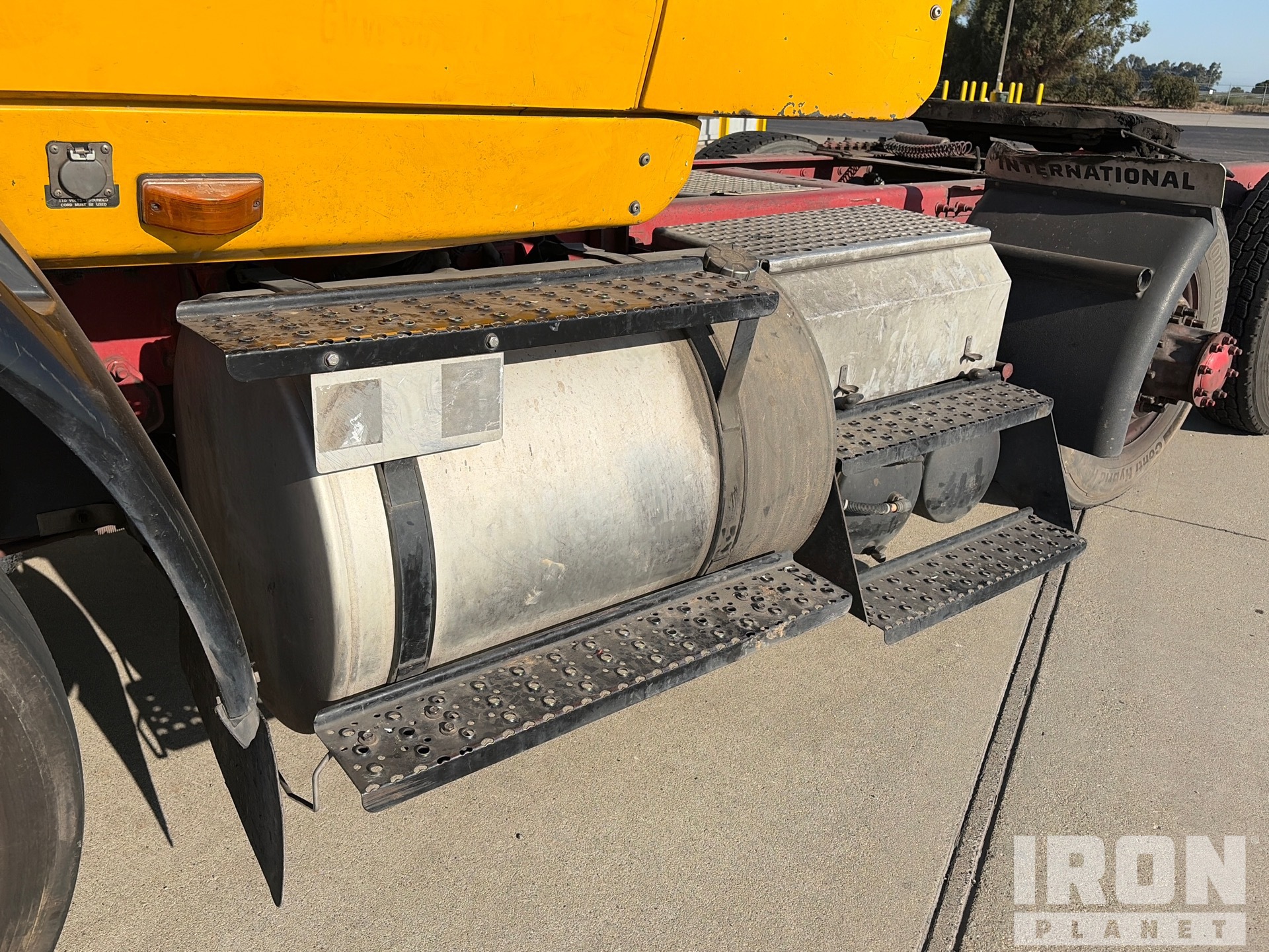 2013 International 8600