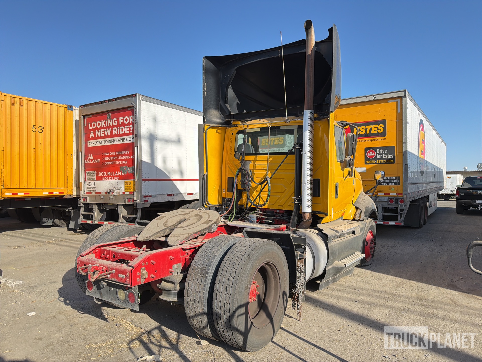 2016 International LF627