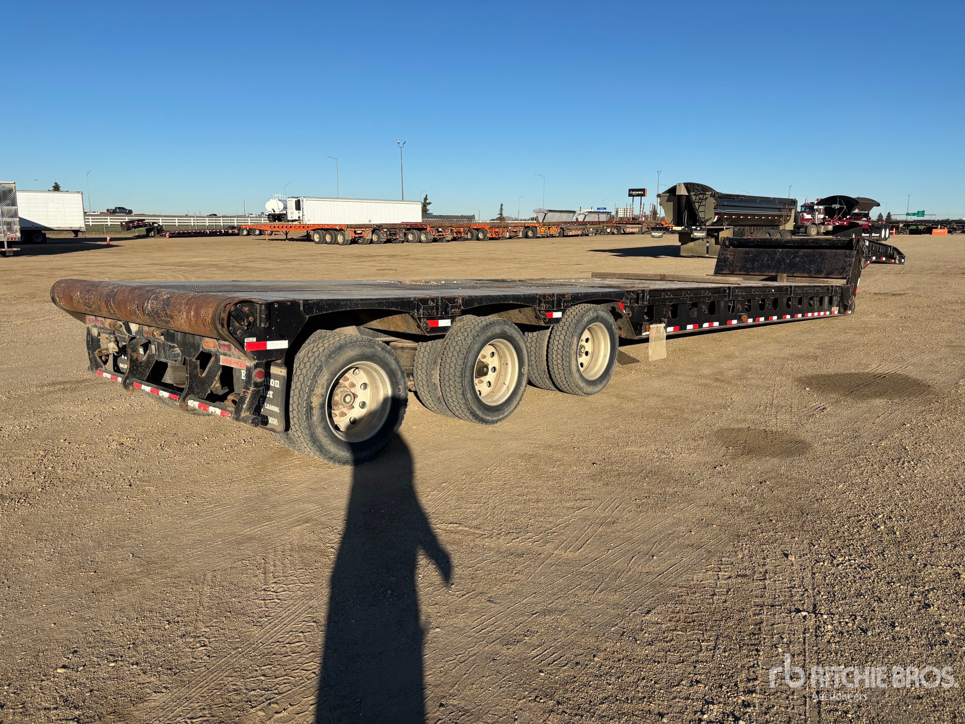 2012 Doepker 53 FT TRI/A