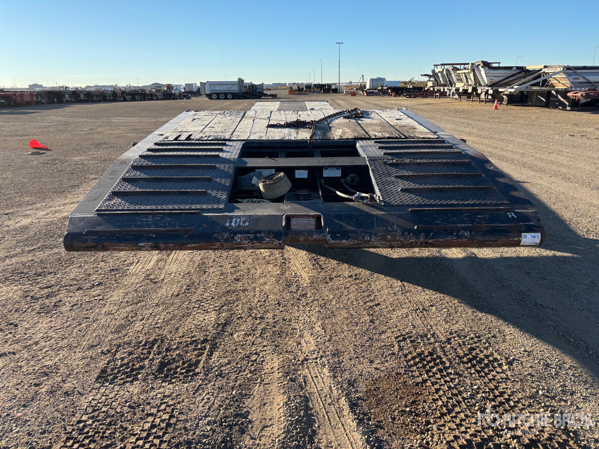 2012 Doepker 53 FT TRI/A