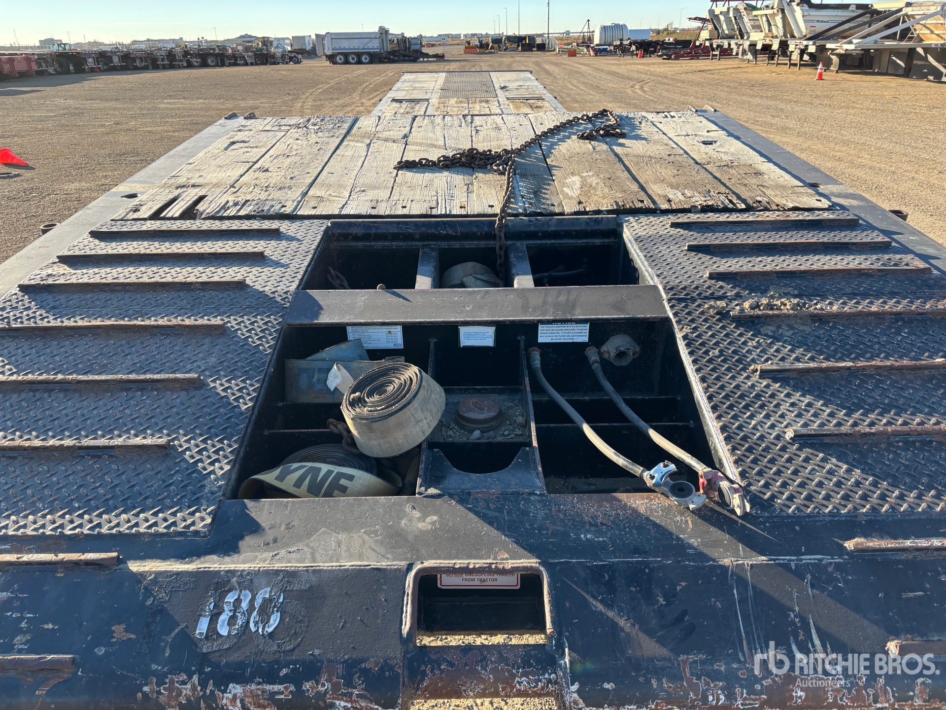 2012 Doepker 53 FT TRI/A