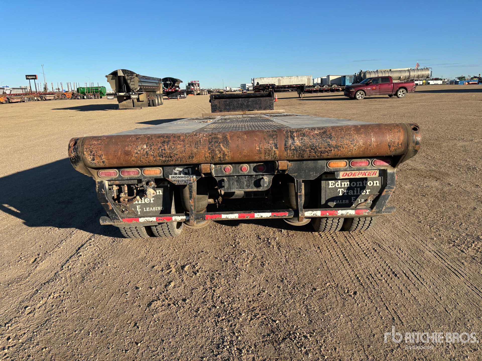 2012 Doepker 53 FT TRI/A