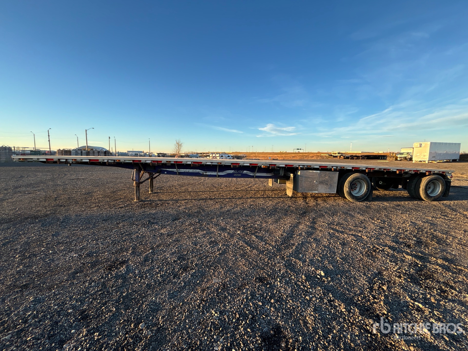 2006 Western 48 FT T/A