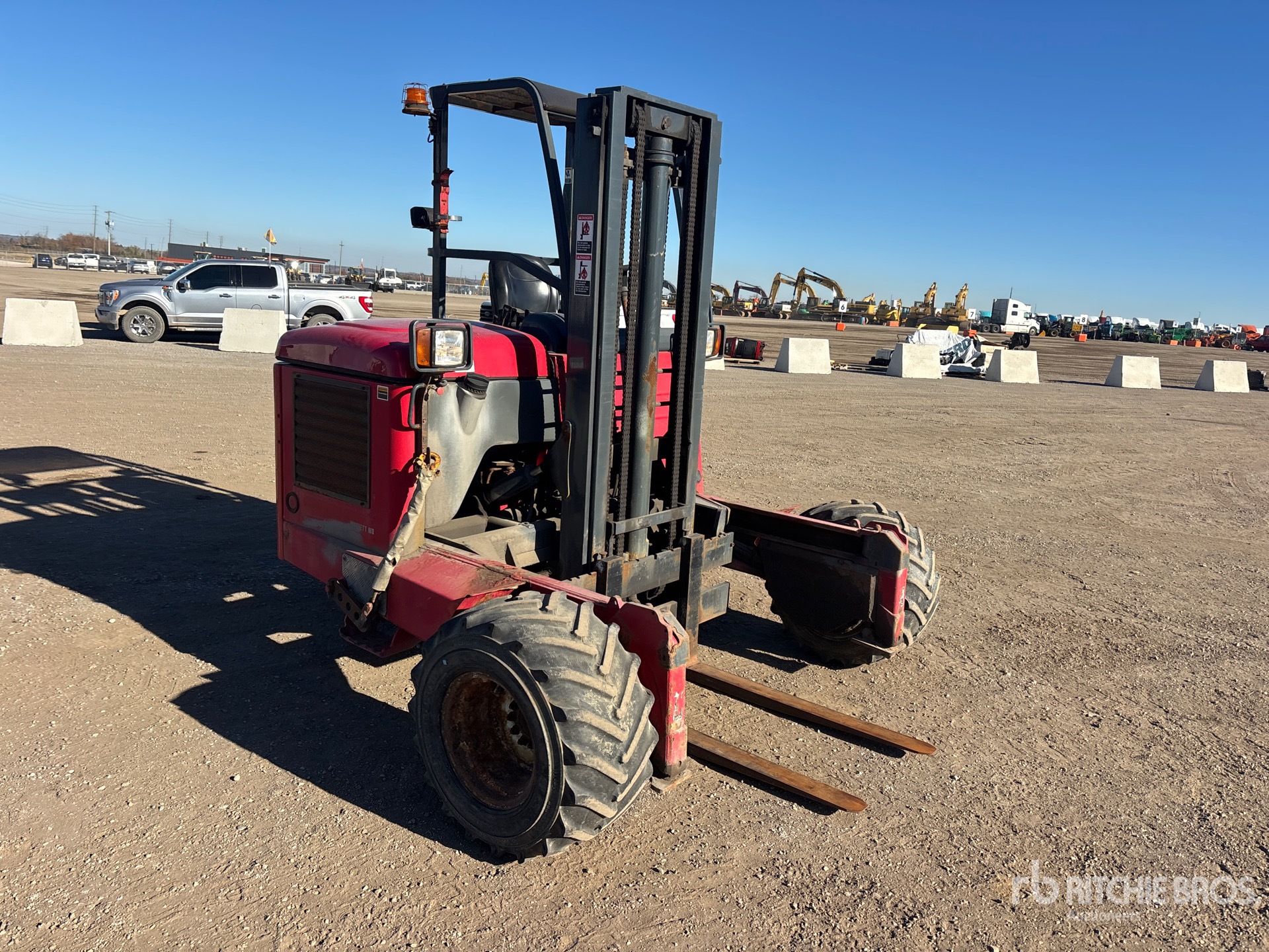 2014 Moffett M8 50.3