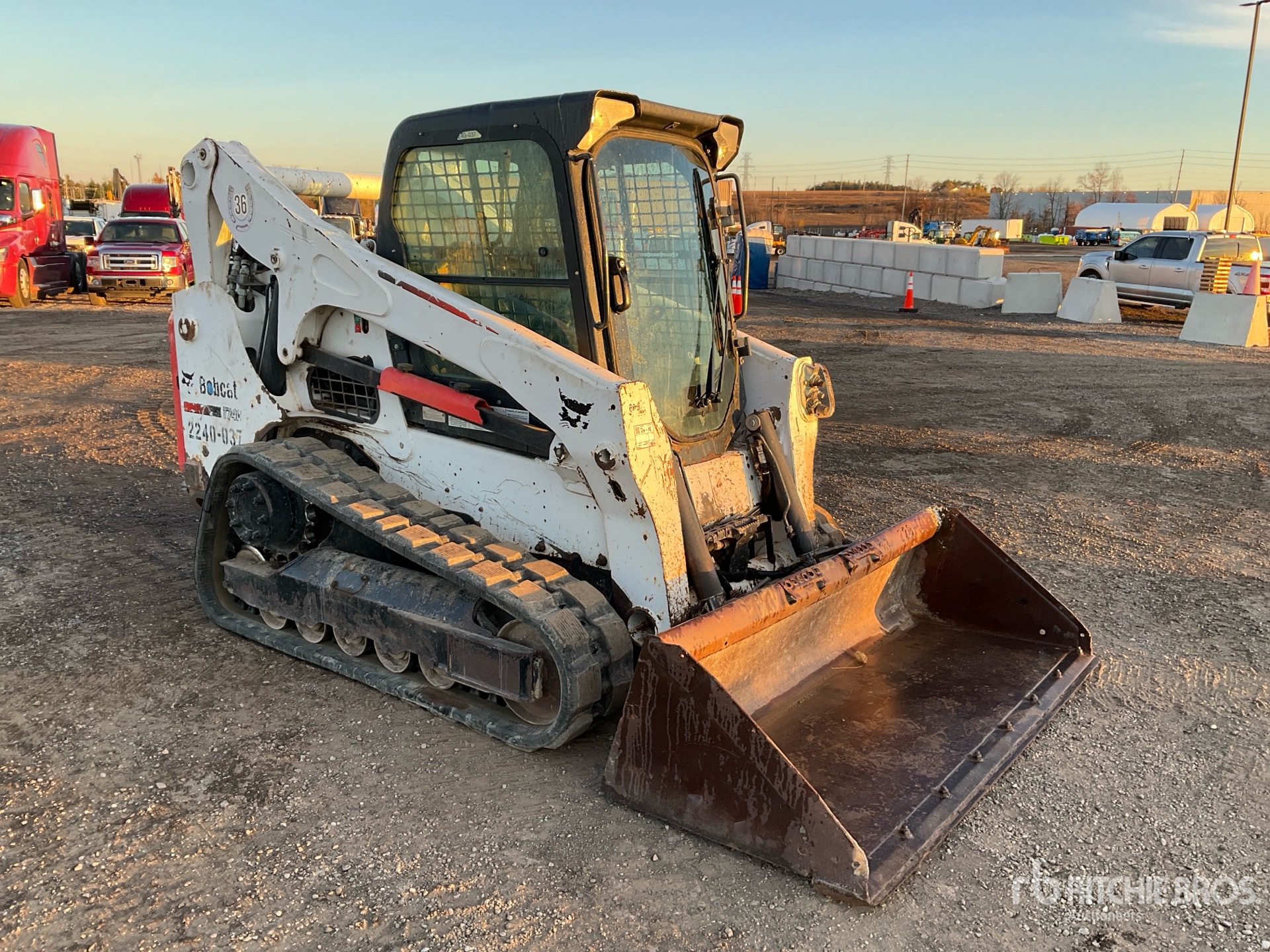 2016 Bobcat T740