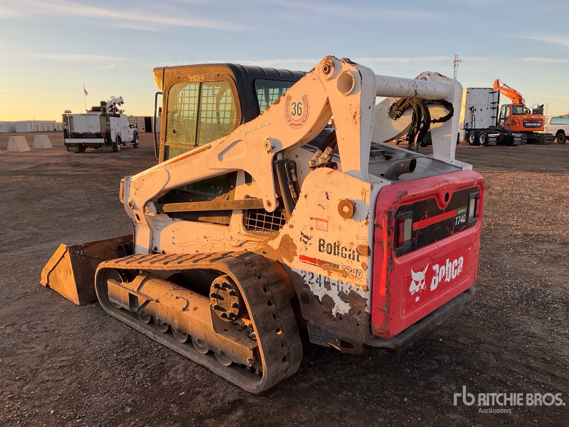 2016 Bobcat T740