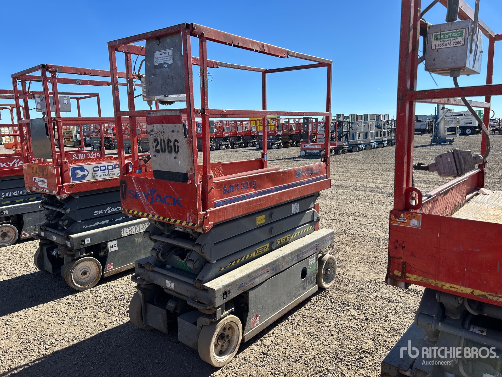2004 Skyjack SJIII3219