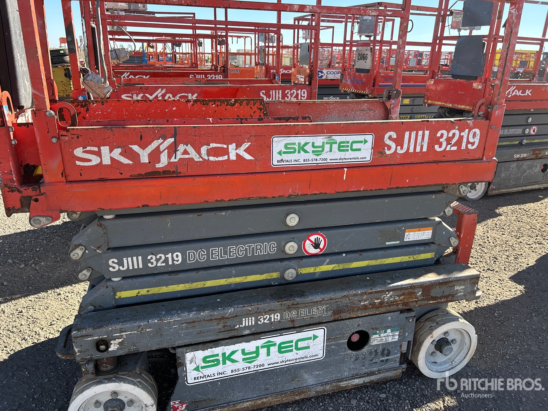 2012 Skyjack SJIII3219