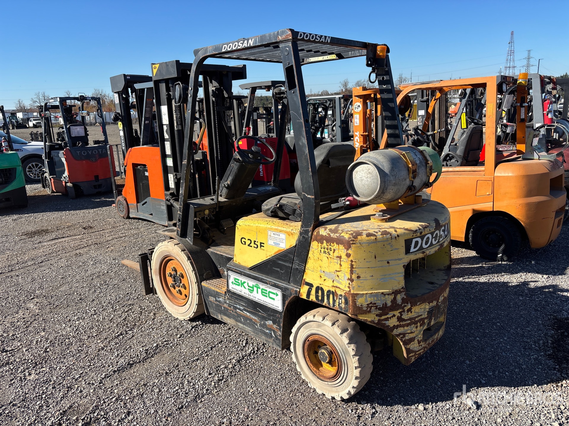 2005 Doosan G25E-3