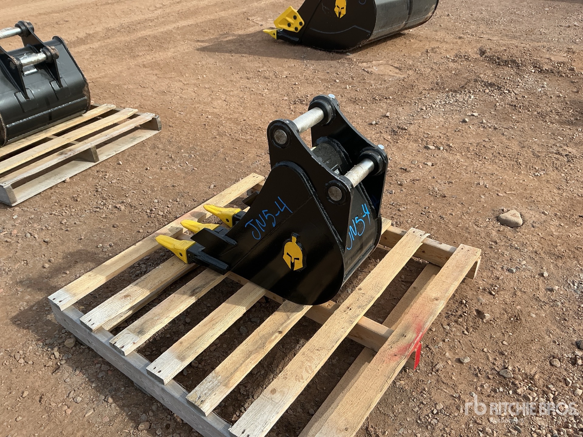Trojan 12 IN DIGGING - FITS 40 MM CAT  ...