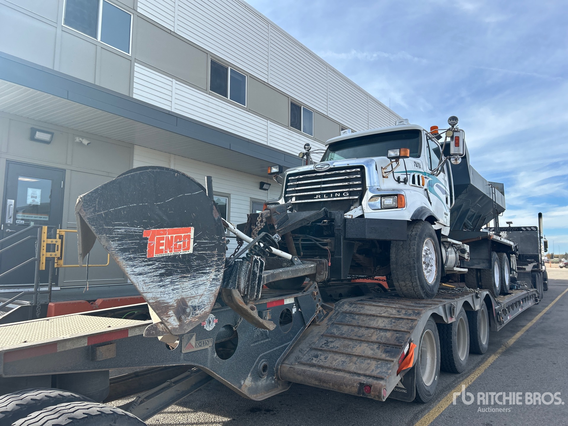 Photo of 2009 Sterling L9500