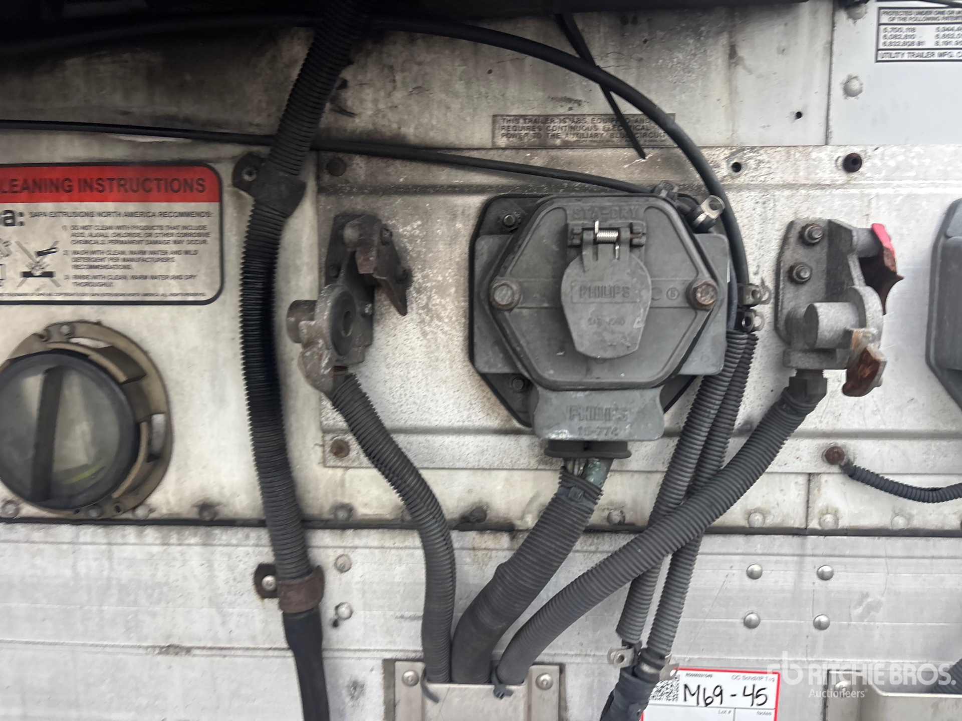 2015 Utility VS2RA
