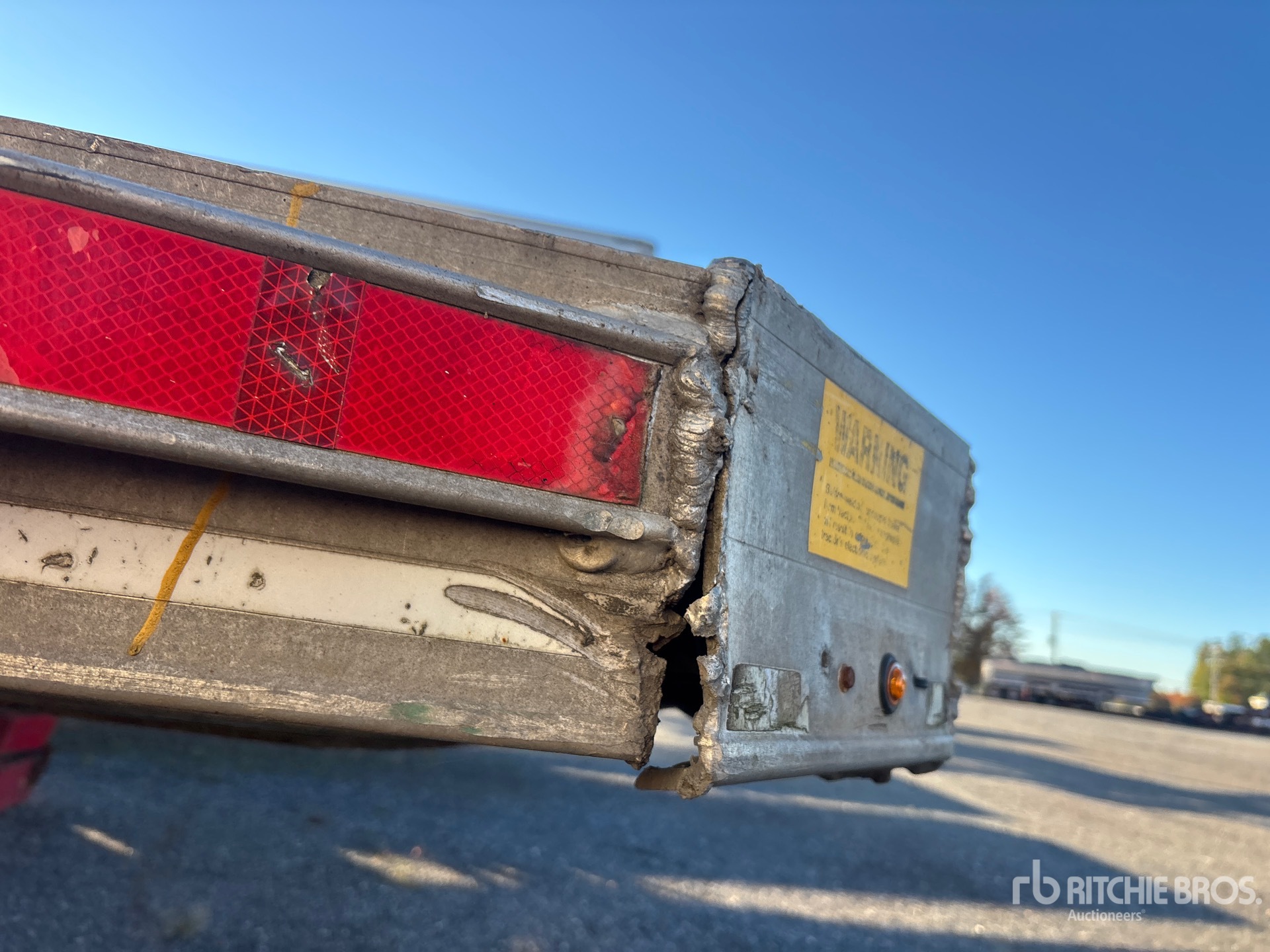 2001 East 48 FT T/A