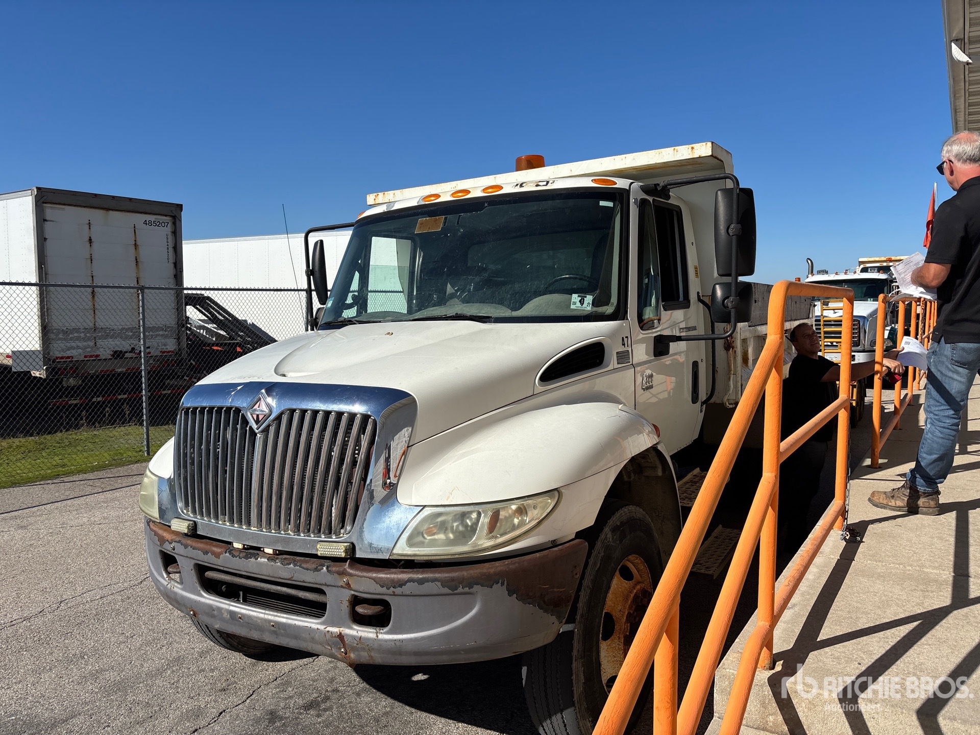 2004 International 4300