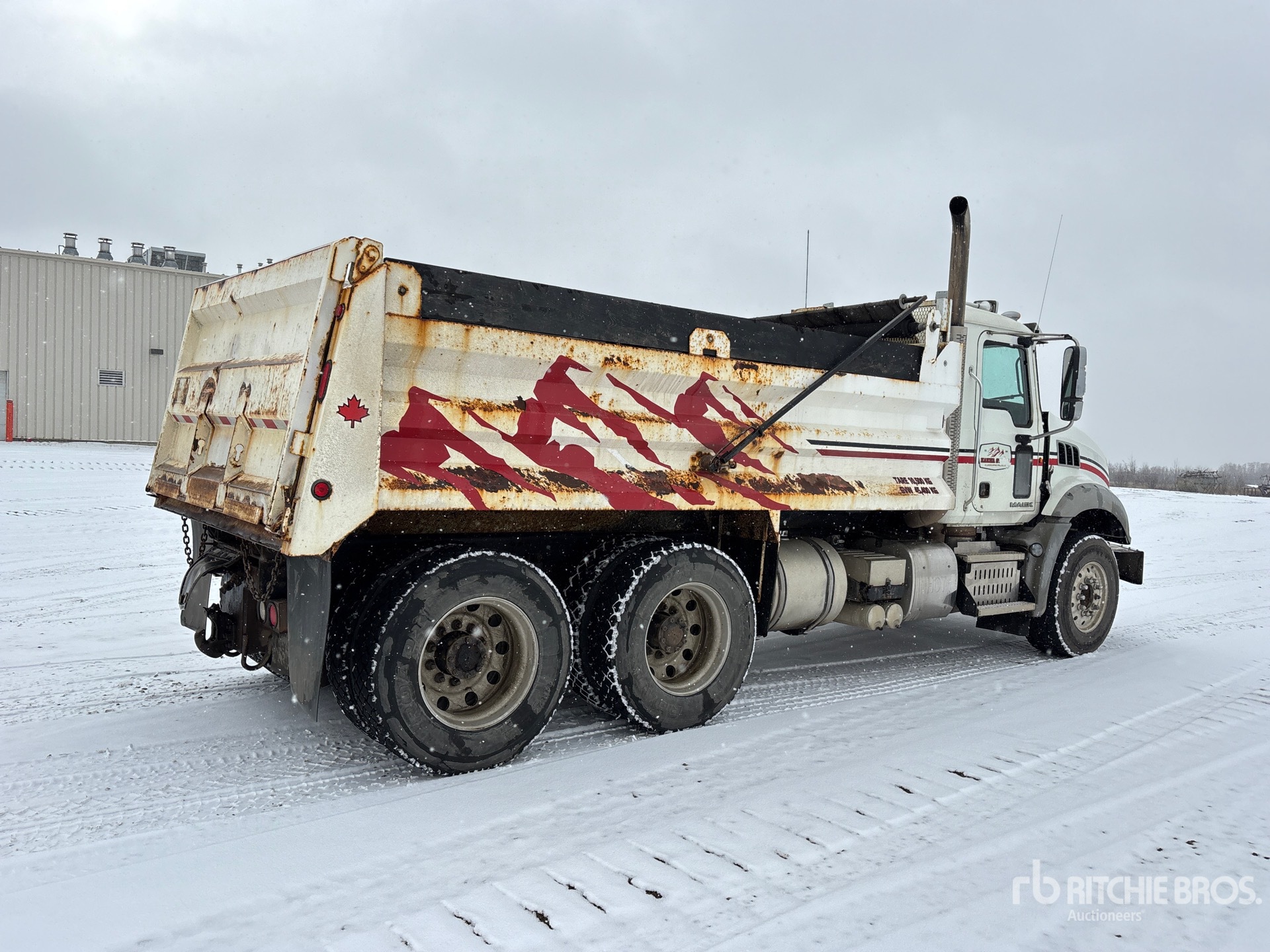 2012 Mack GU813