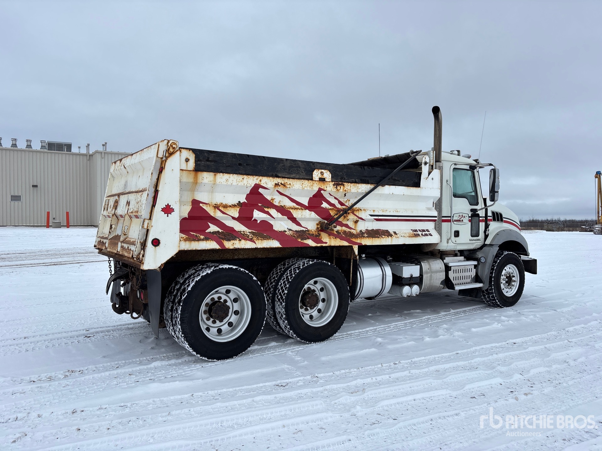 2012 Mack GU813