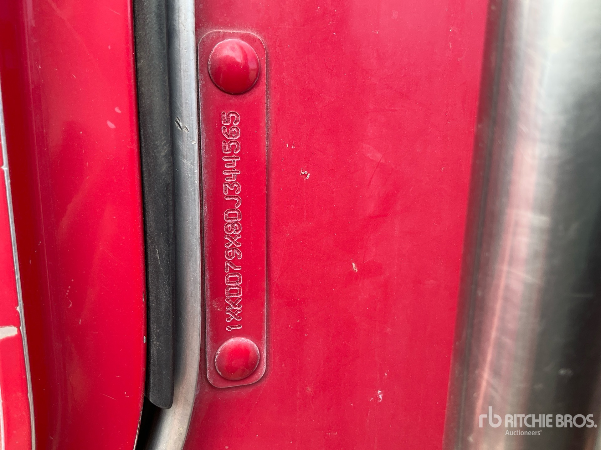 Photo of 2013 Kenworth T800