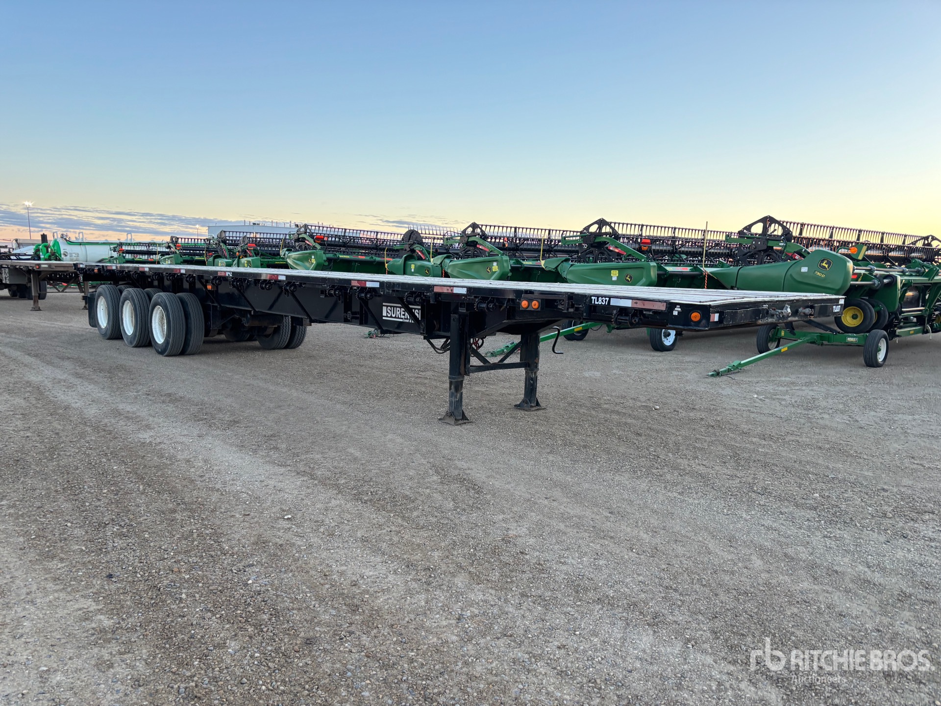 1997 Manac 48 FT TRI/A 48 FT EXTENDABLE