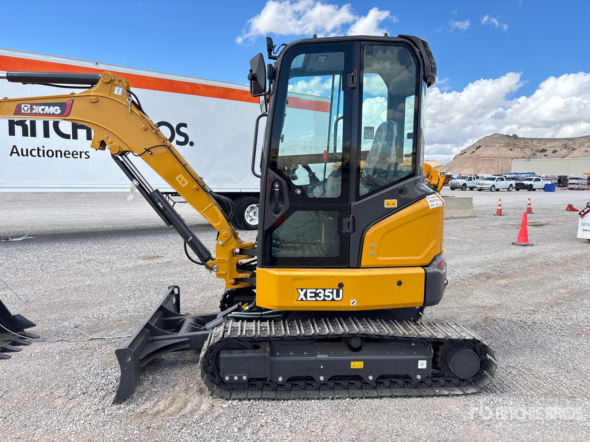 2025 XCMG XE35U