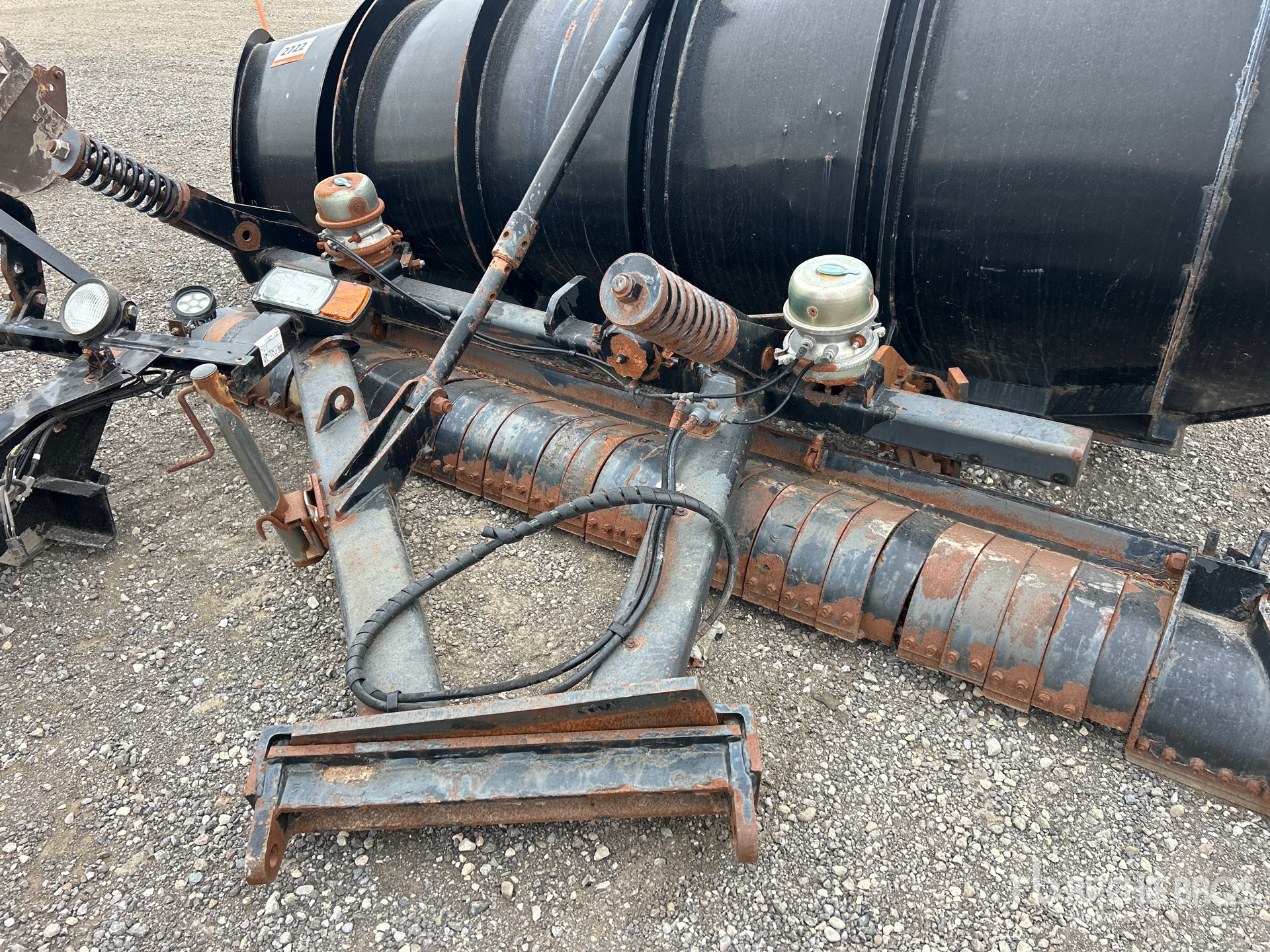 Meyer 13 FT 1 WAY - FITS TRUCK