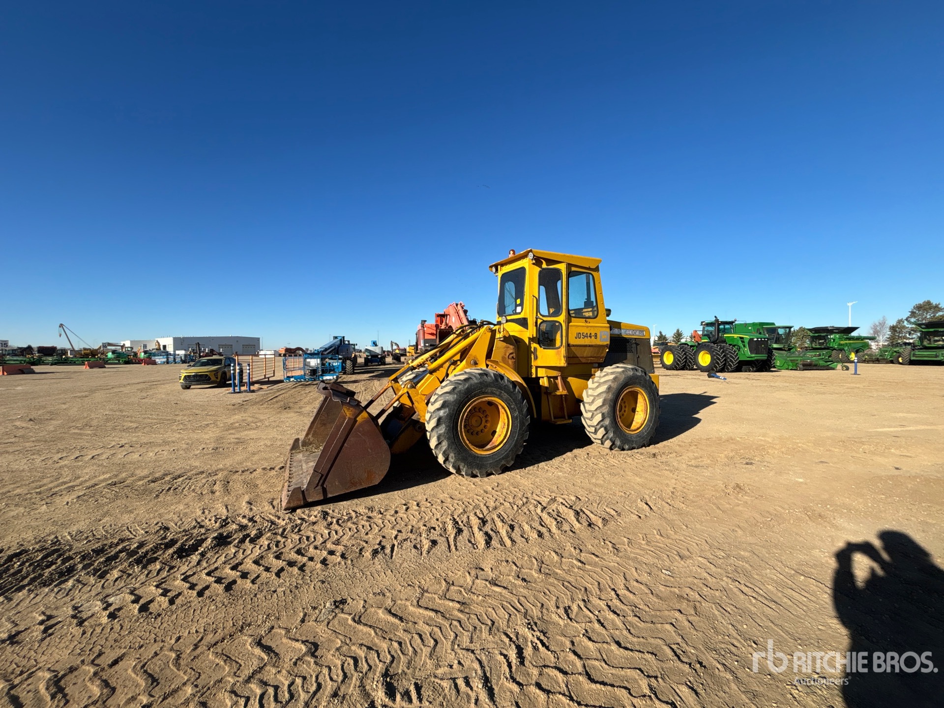 John Deere 544B