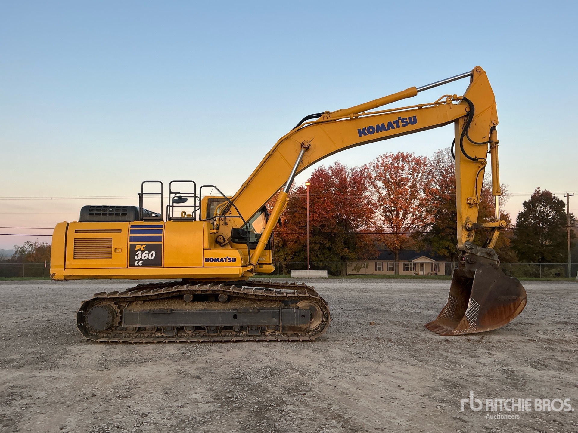 2013 Komatsu PC360LC-10