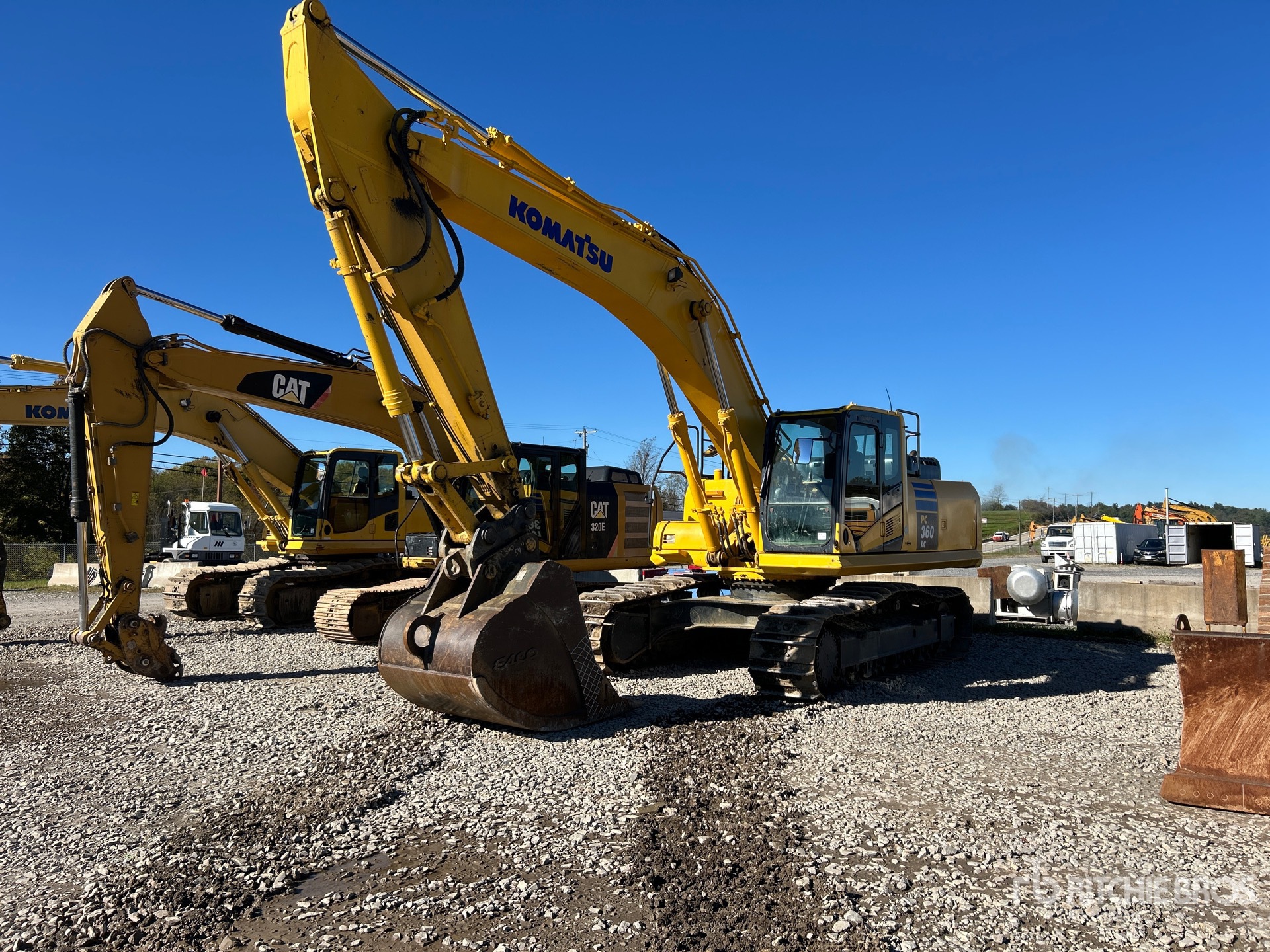2013 Komatsu PC360LC-10