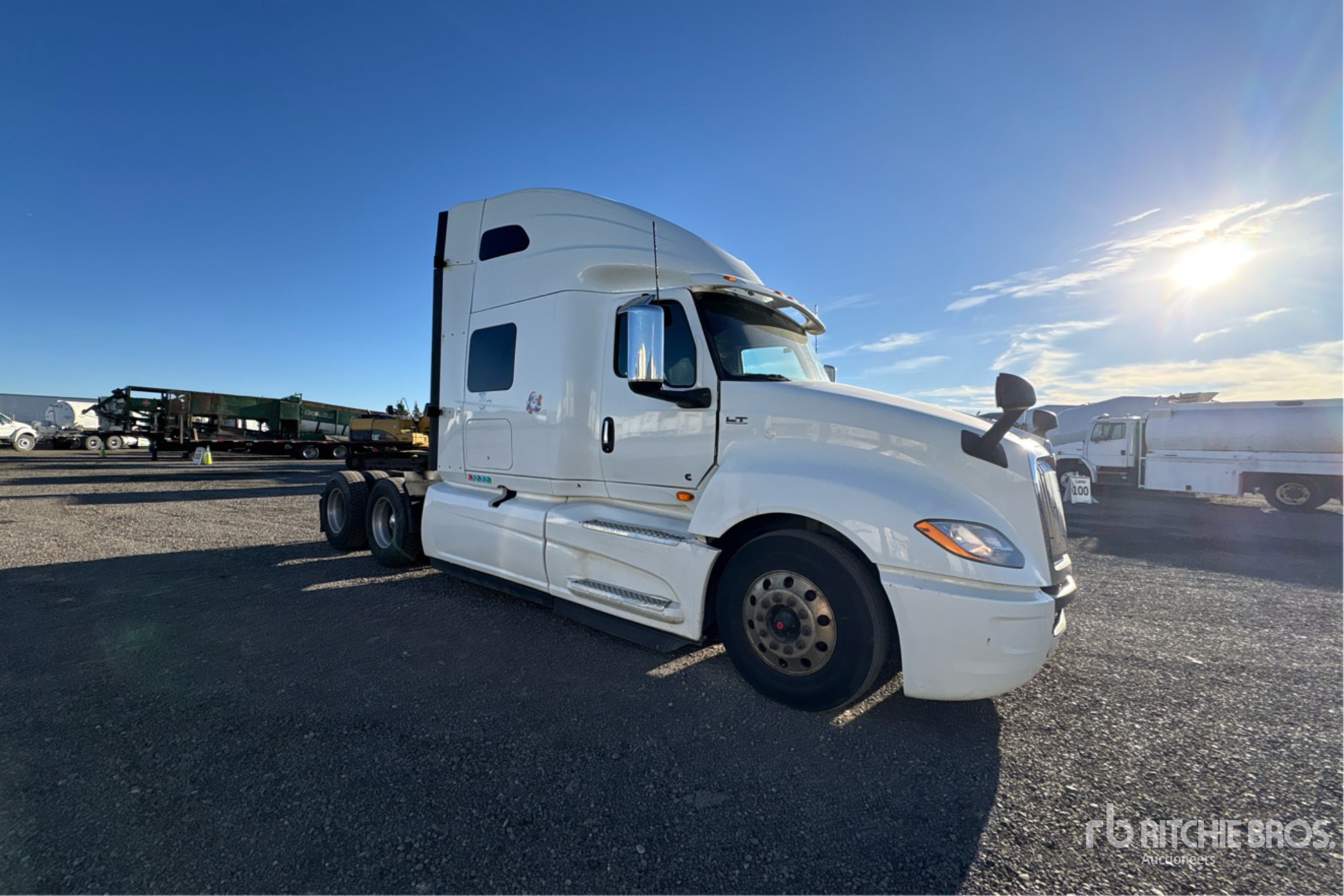 2020 International LT625