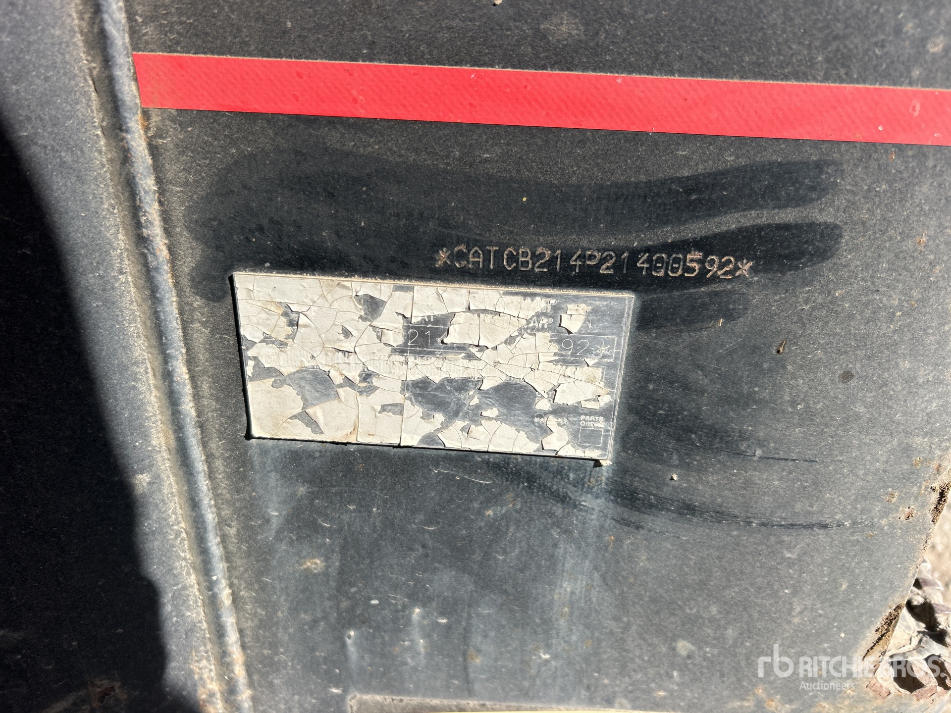 2005 Caterpillar CB-214E