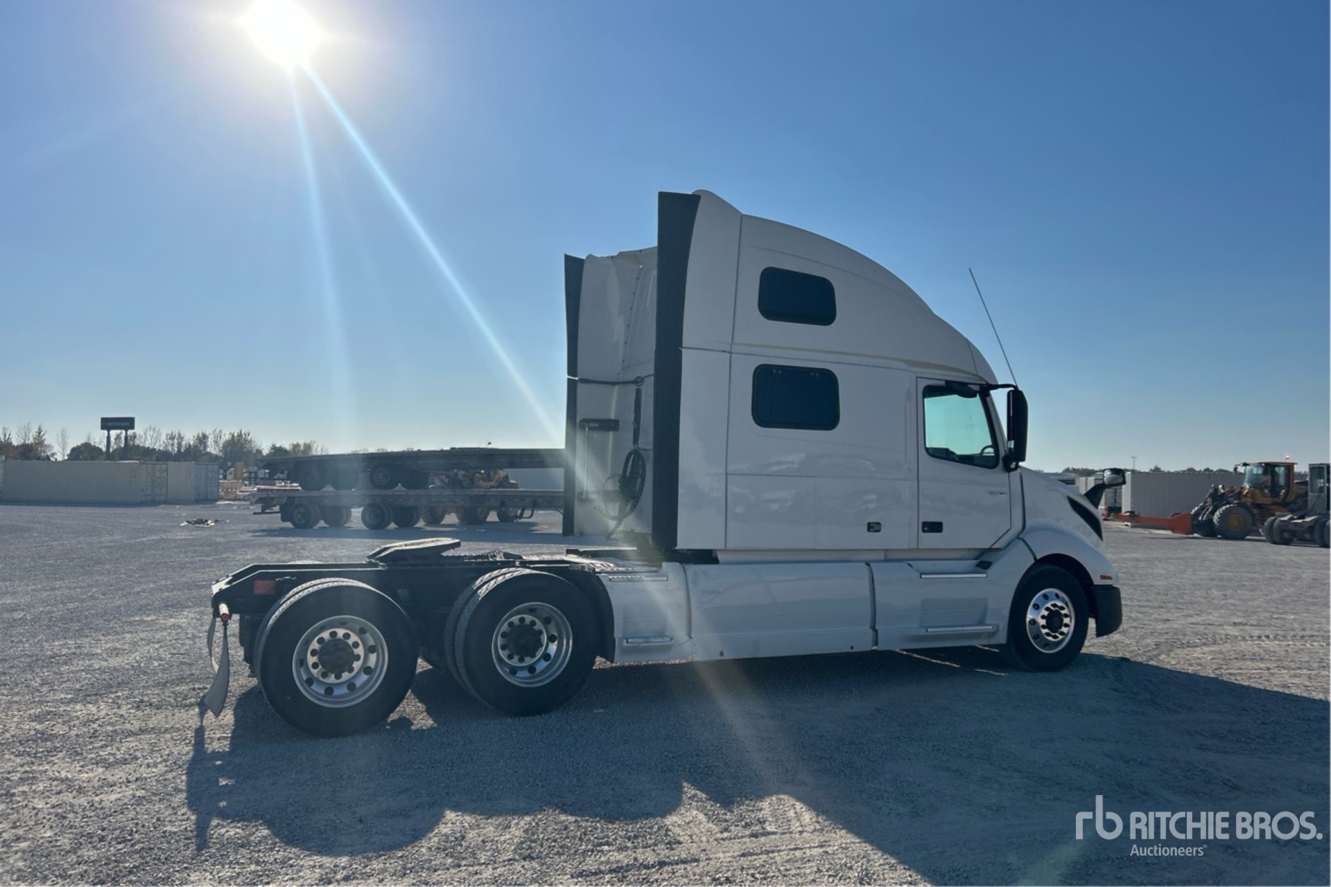 2019 Volvo VNL860