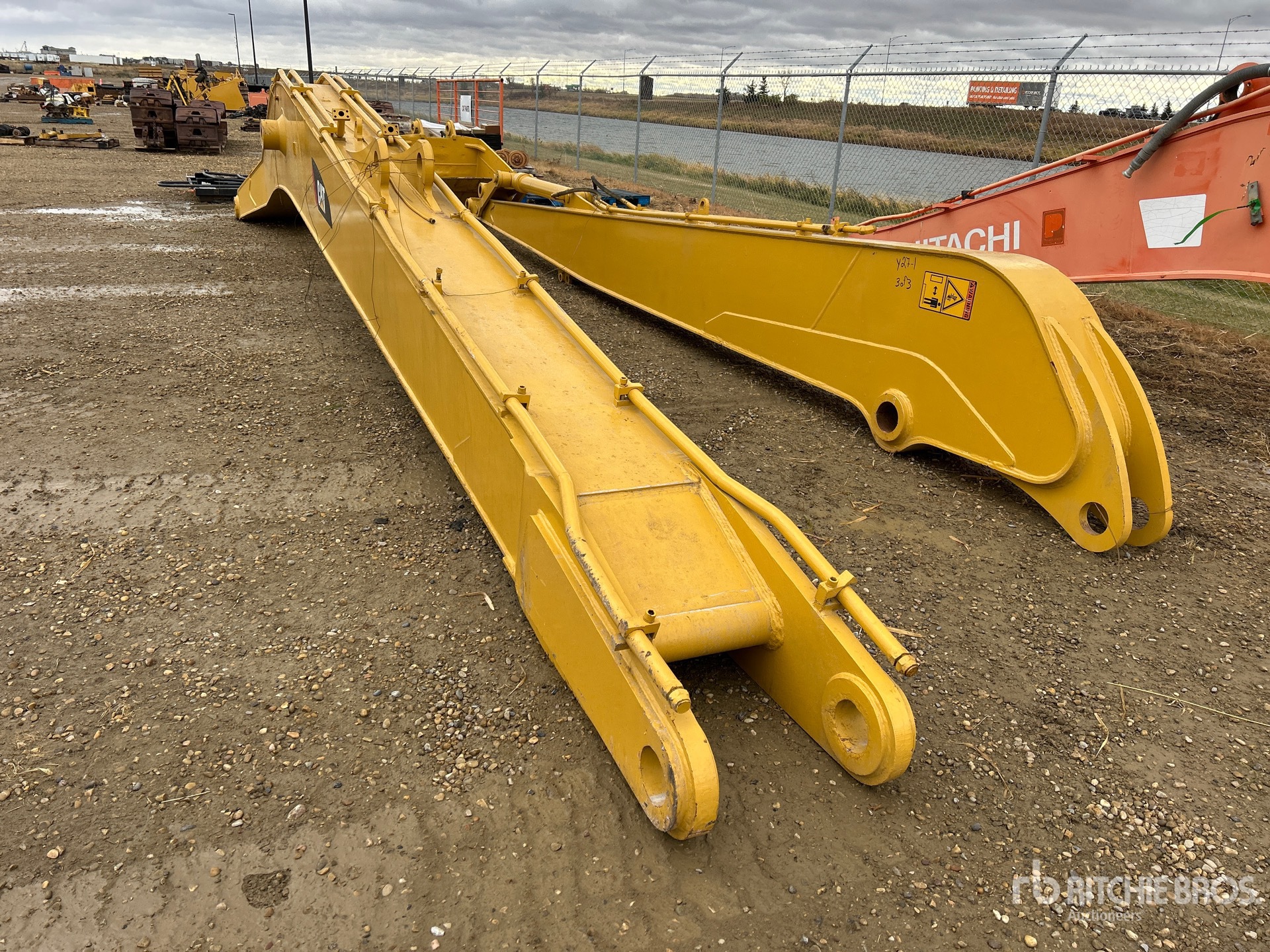 Photo of Caterpillar 349
