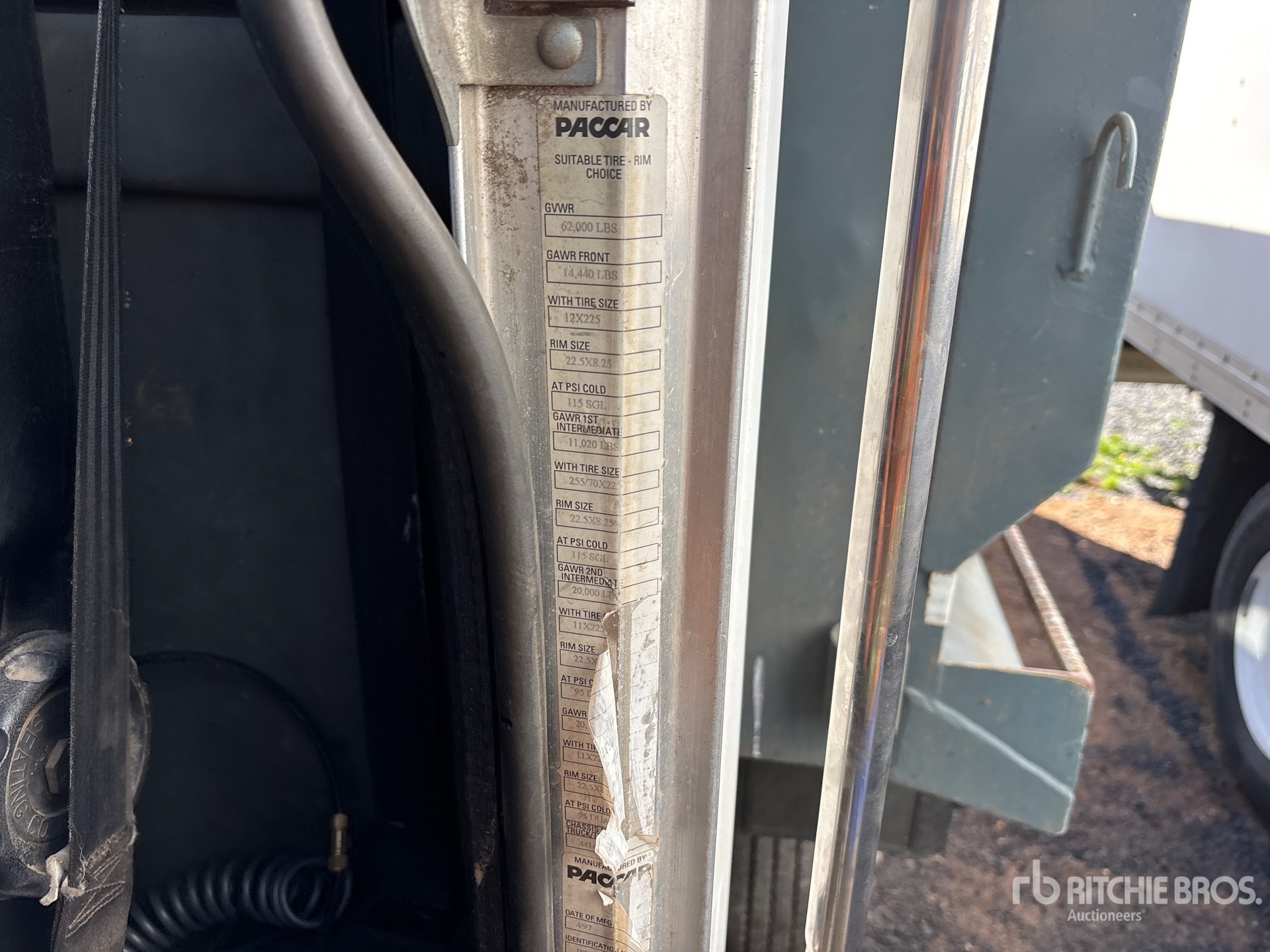 1997 Peterbilt 357