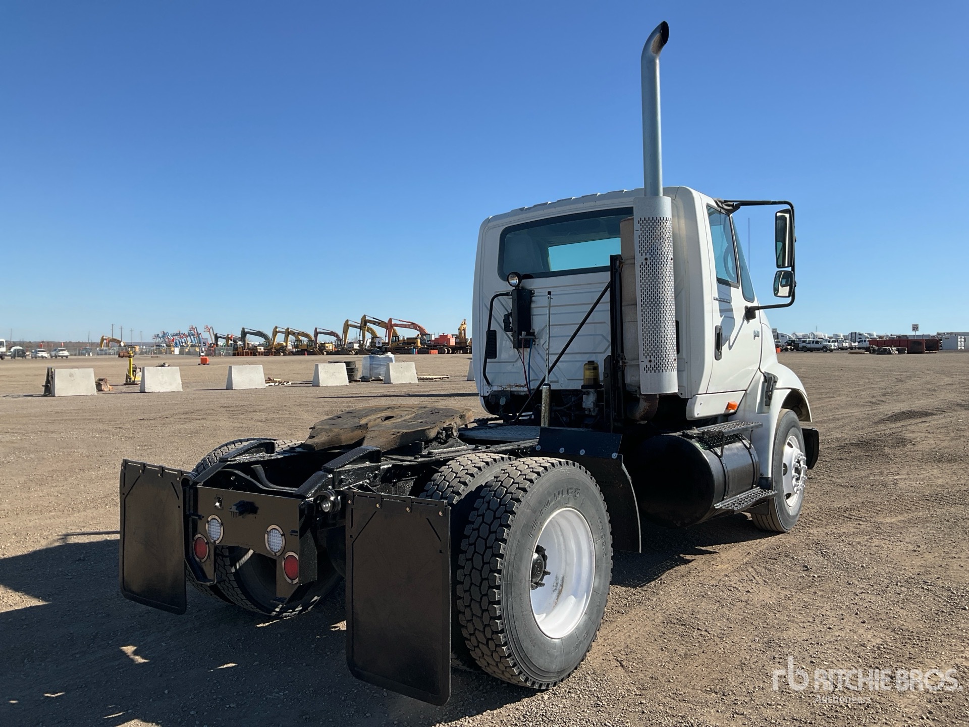 2005 International 8600