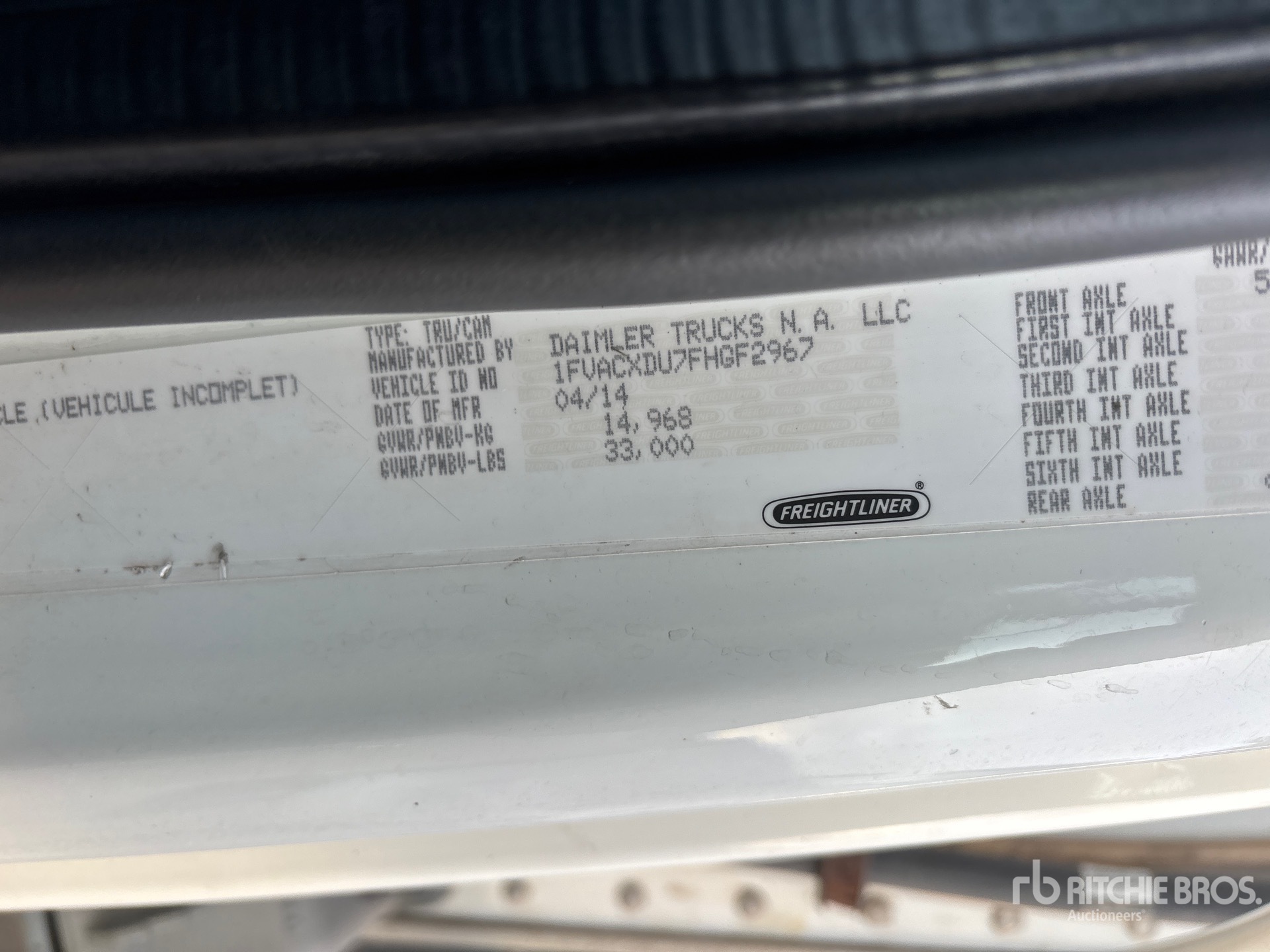 2015 Freightliner M2 106
