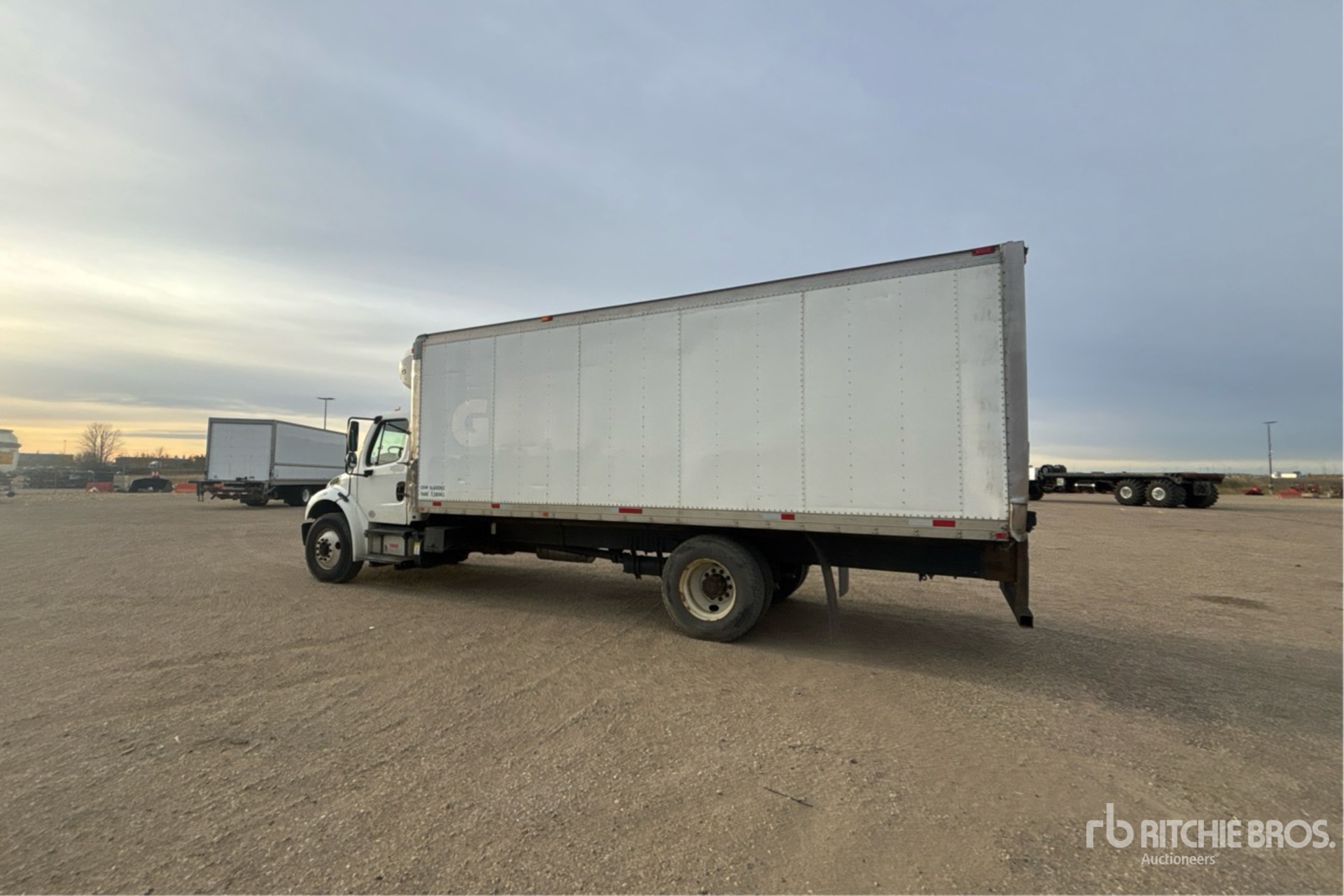 2015 Freightliner M2 106