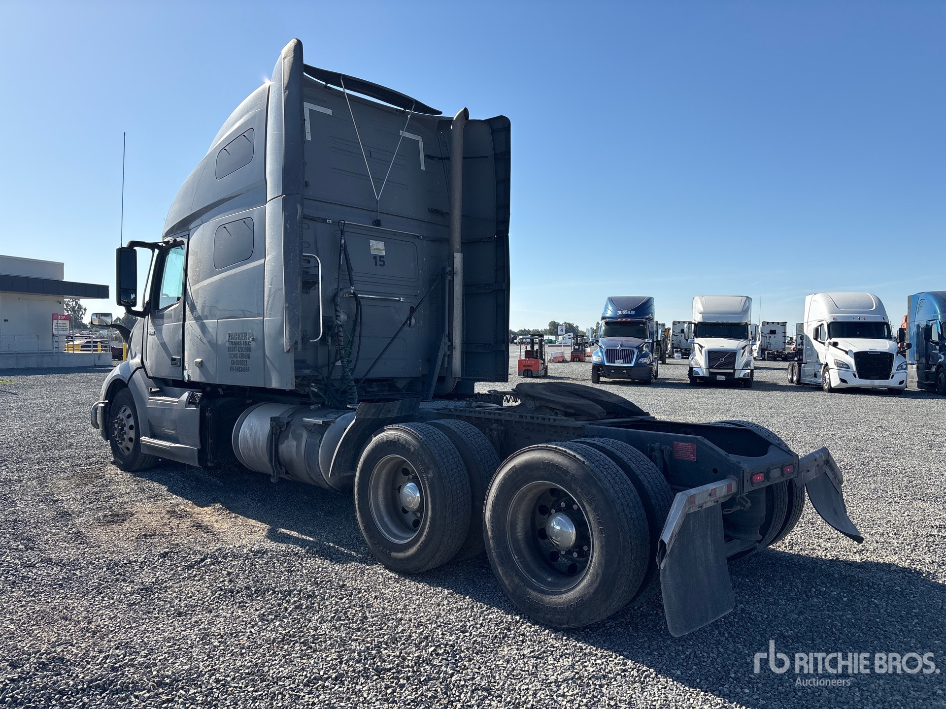 2024 Volvo VNL760