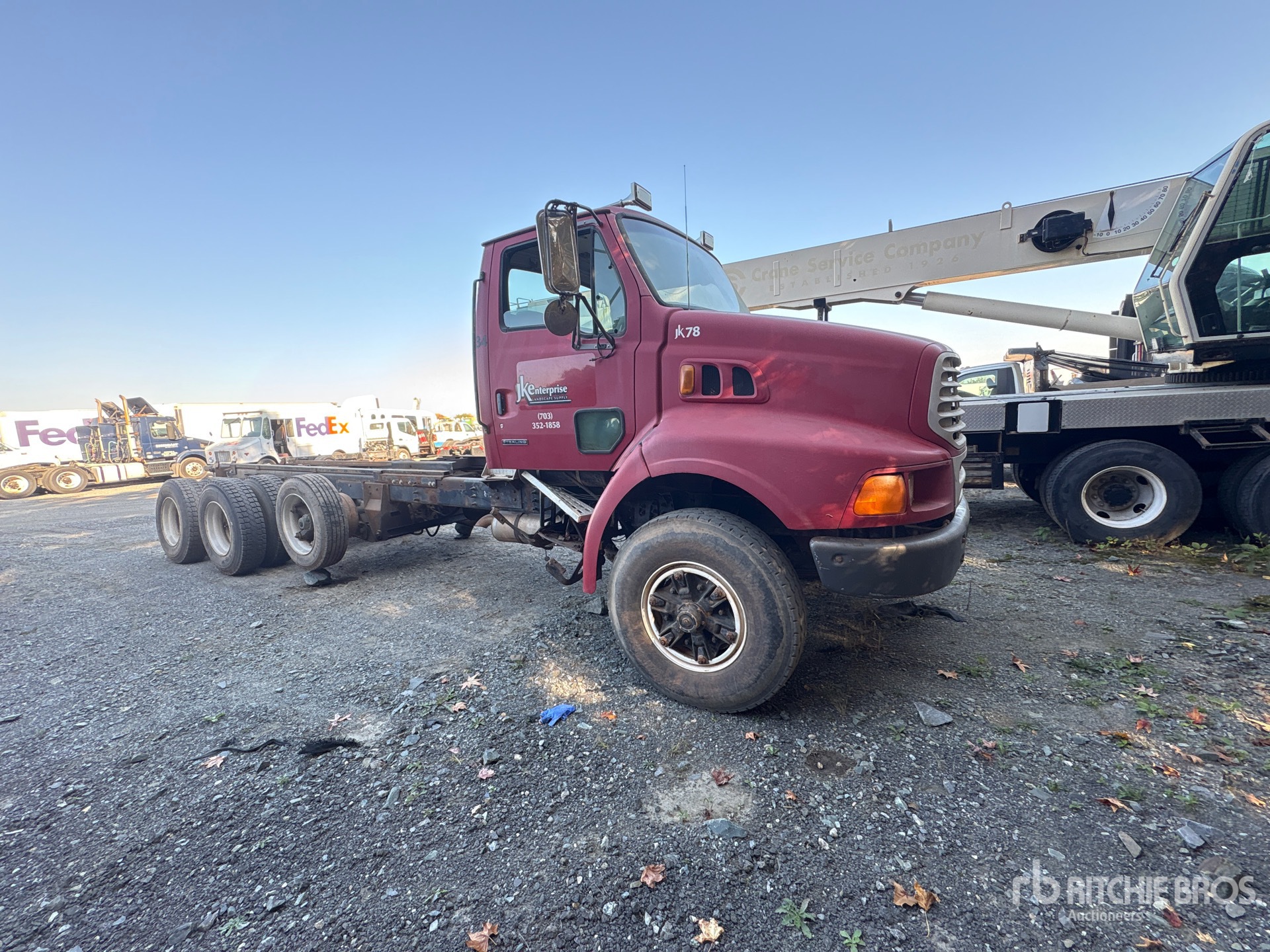 2000 Sterling L8513