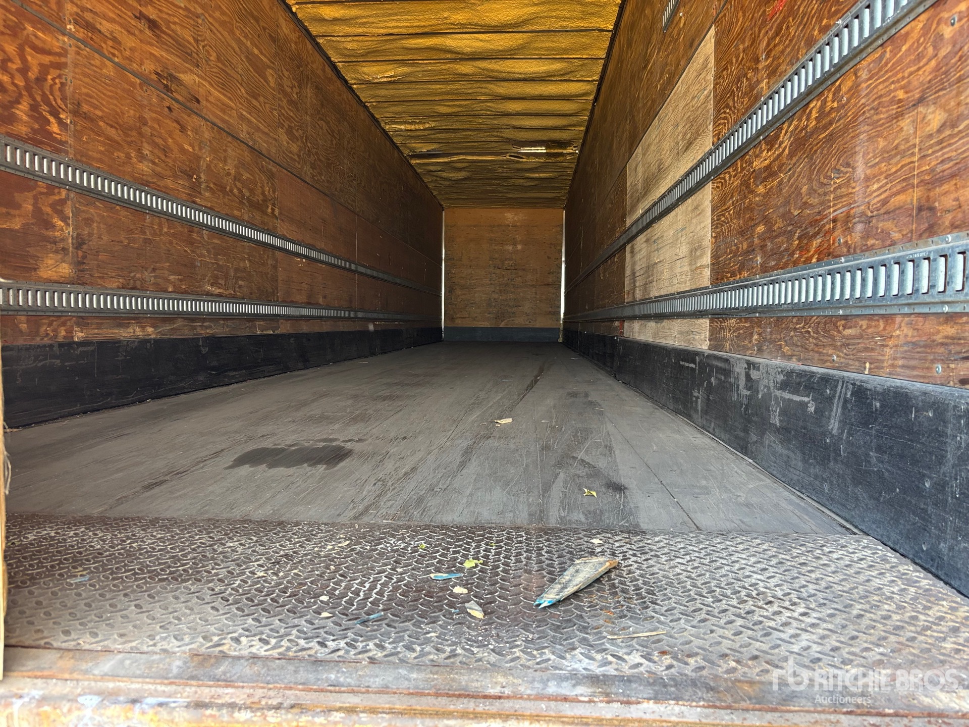 2002 Manac 48 FT X 102 IN T/A