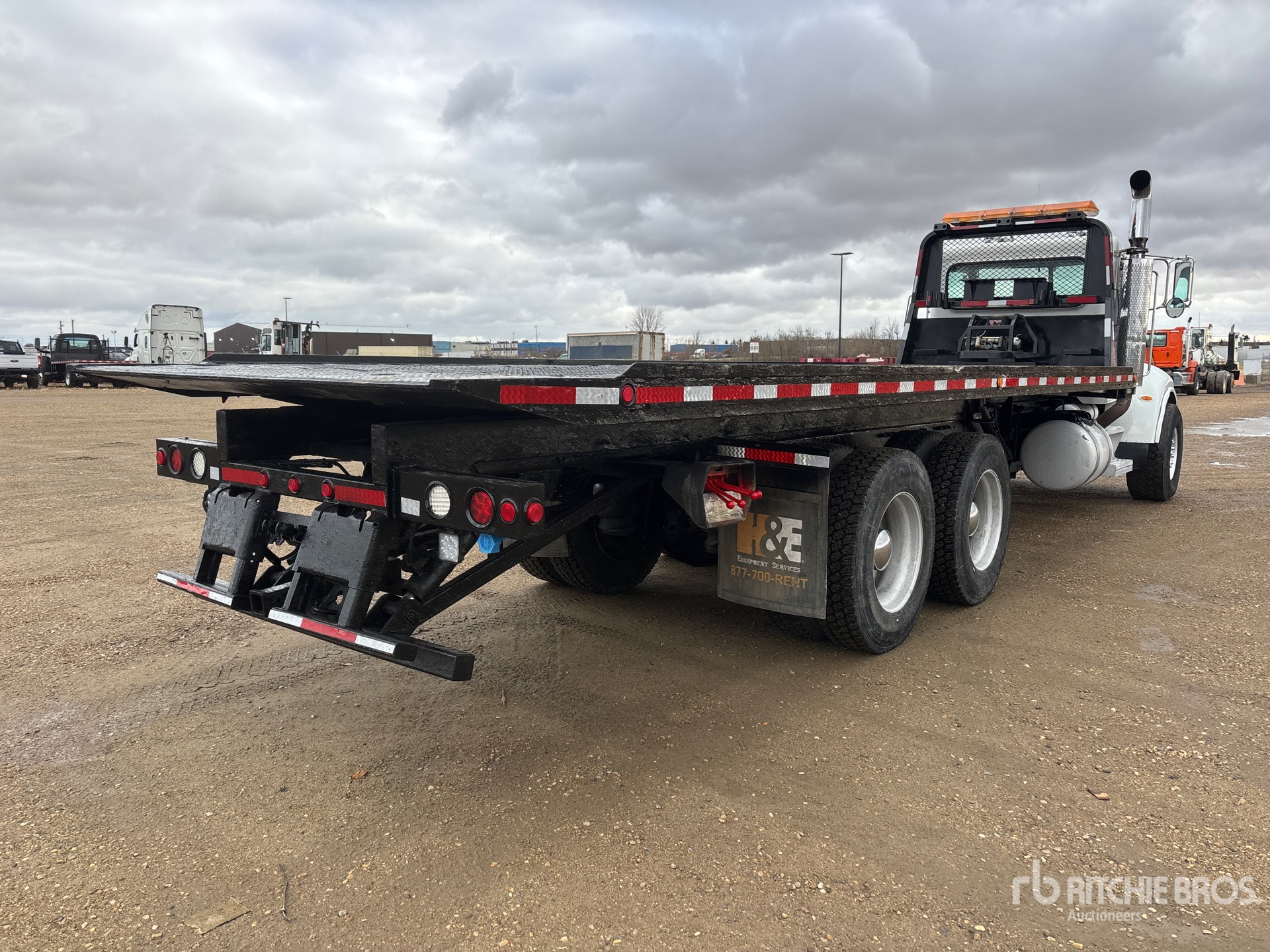 2008 Peterbilt 340