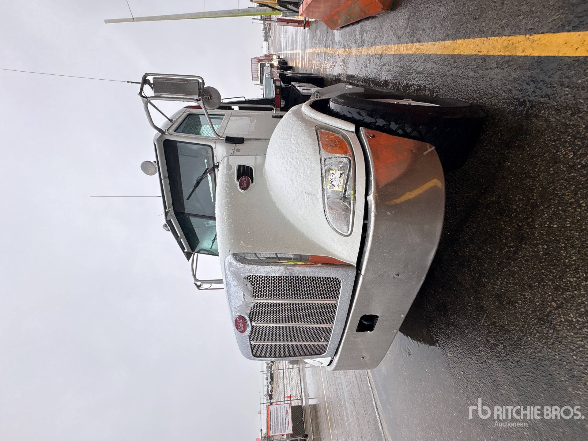 2008 Peterbilt 340