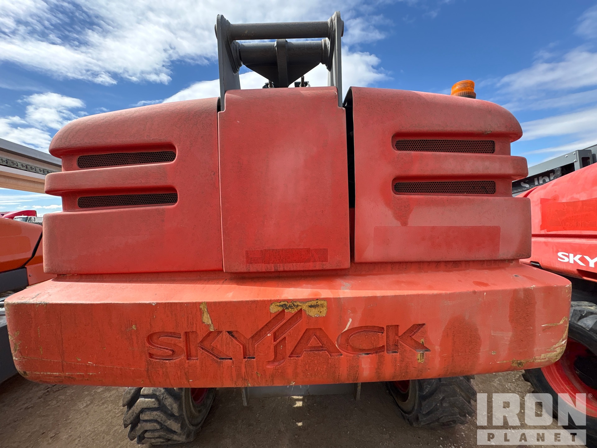 2017 Skyjack SJ66T