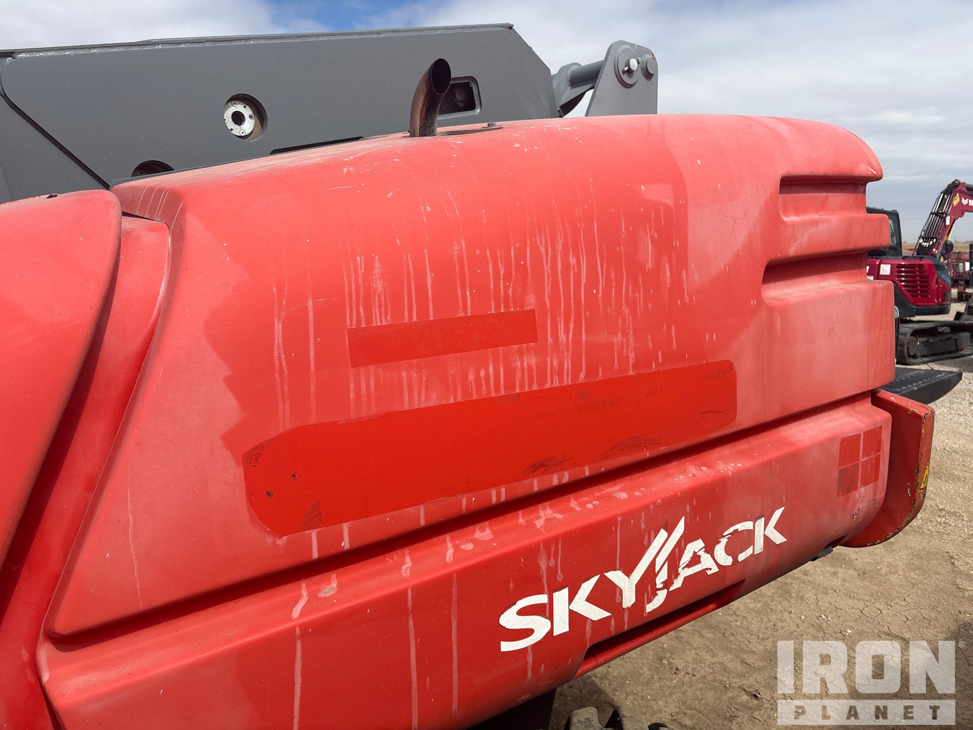 2017 Skyjack SJ66T