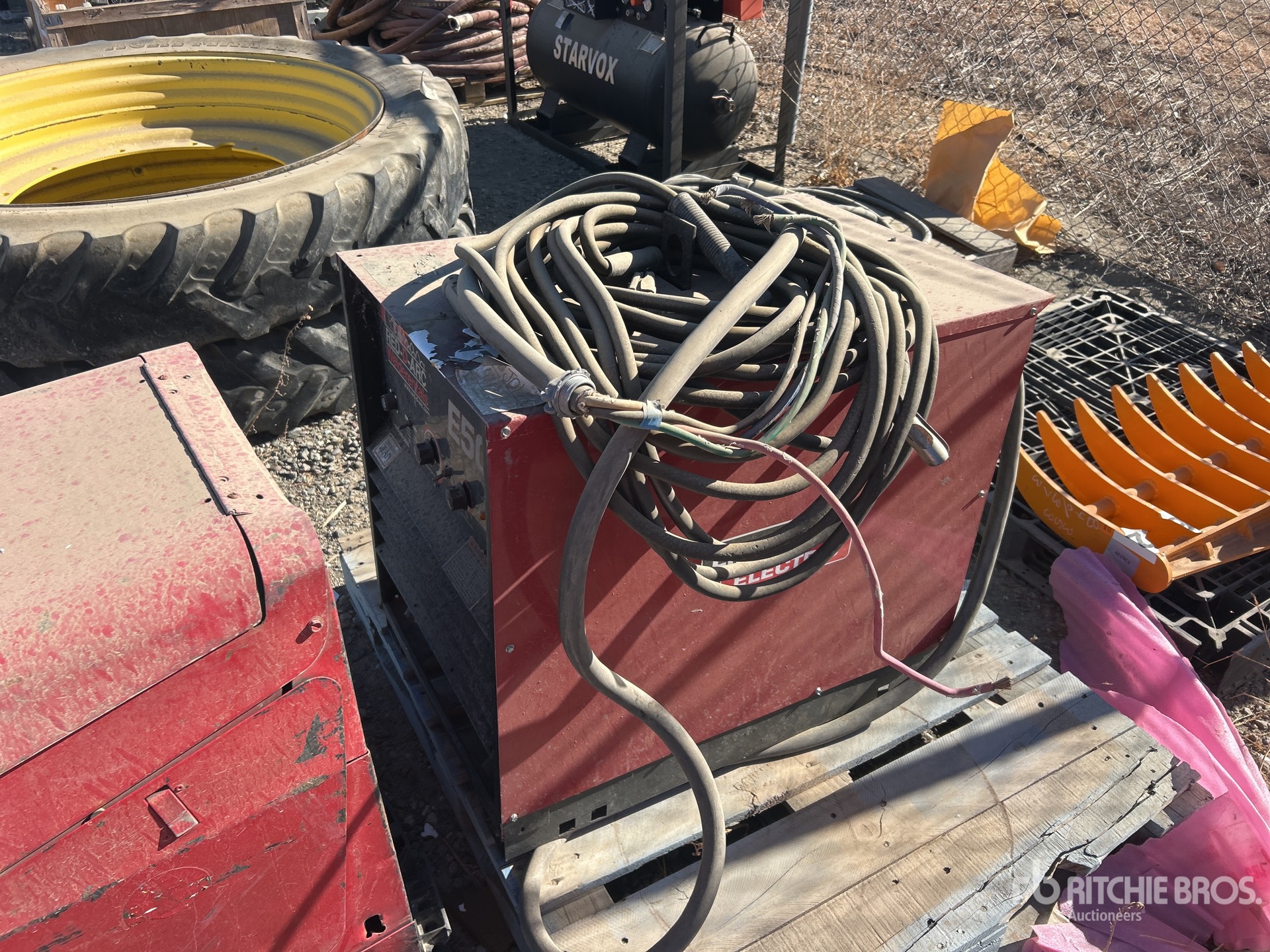 Photo of Lincoln E500