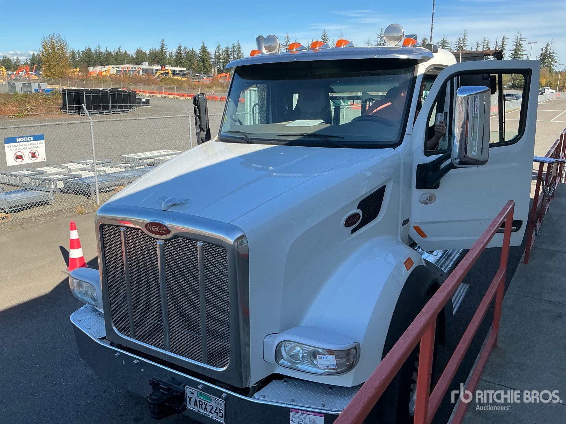 2015 Peterbilt 567