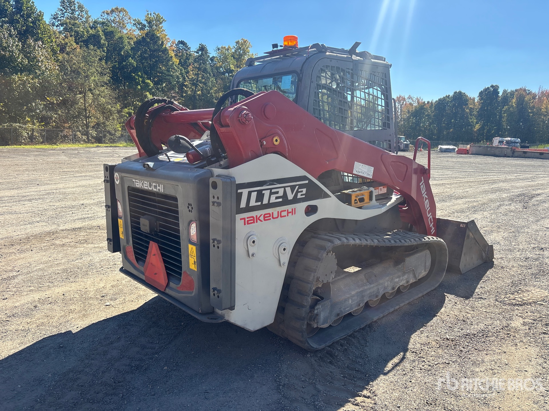 2022 Takeuchi TL12V-2