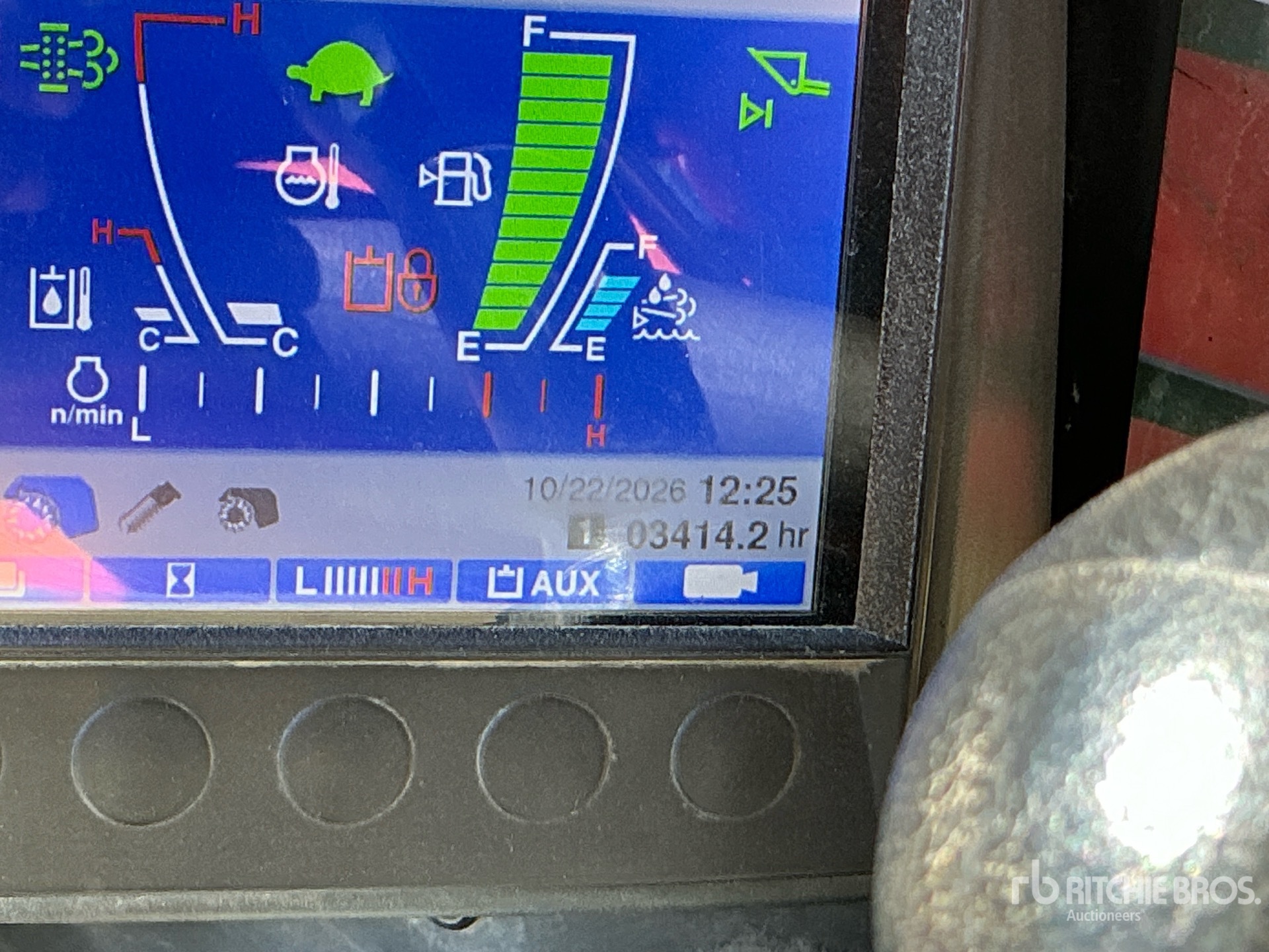 2022 Takeuchi TL12V-2